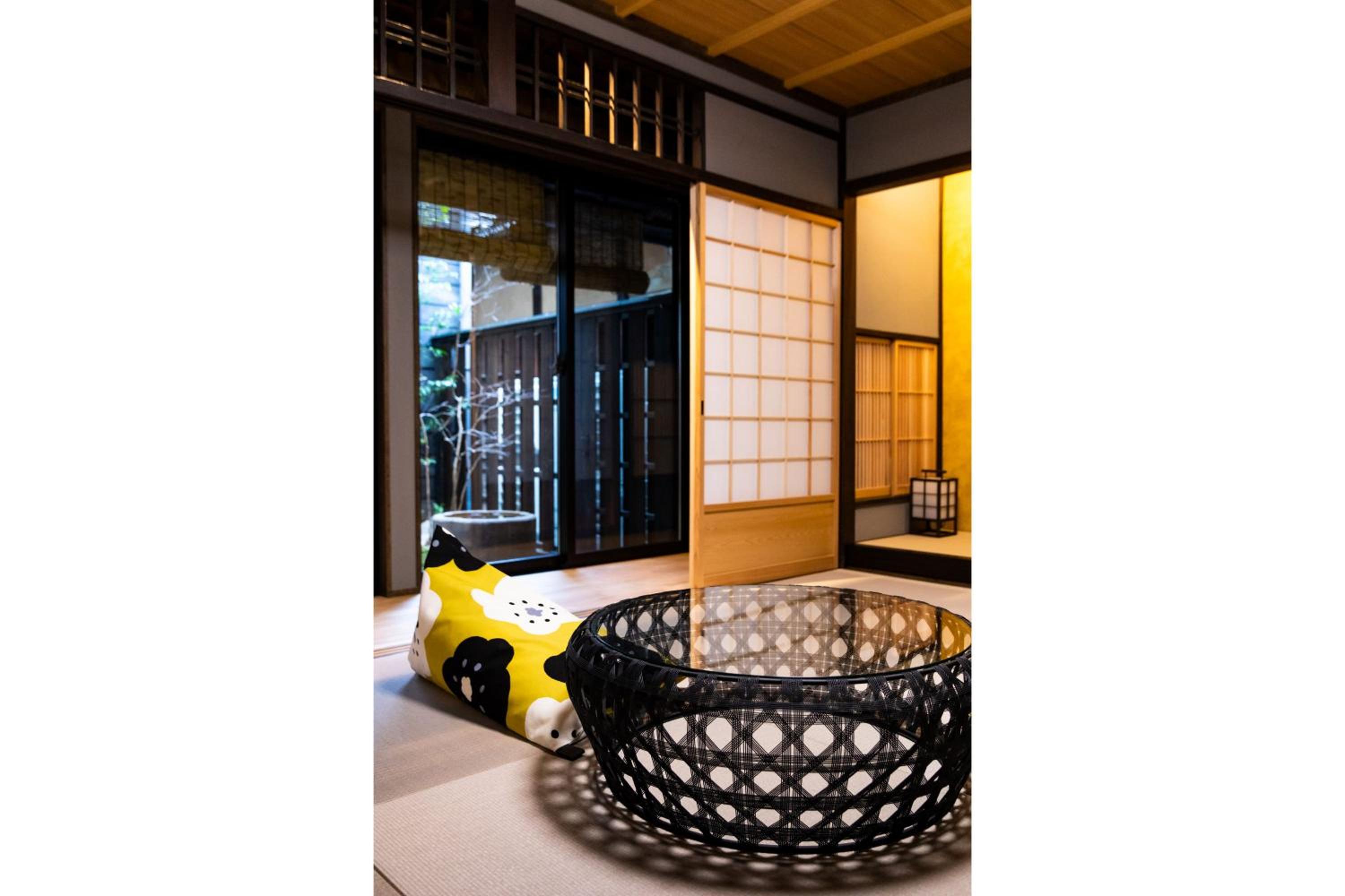 Japanese-Style Room thumbnail 5