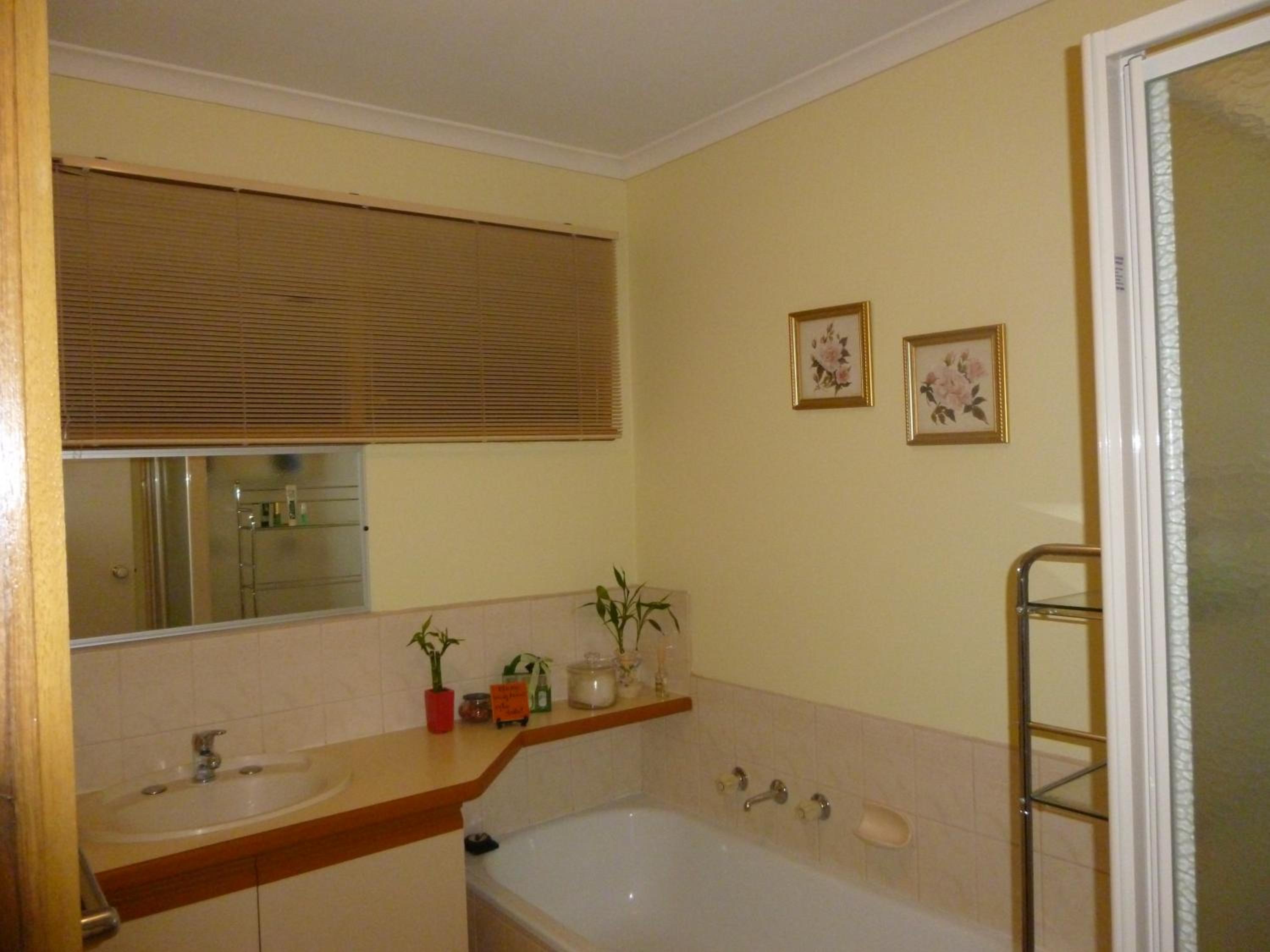 Budget Single Room photo 3