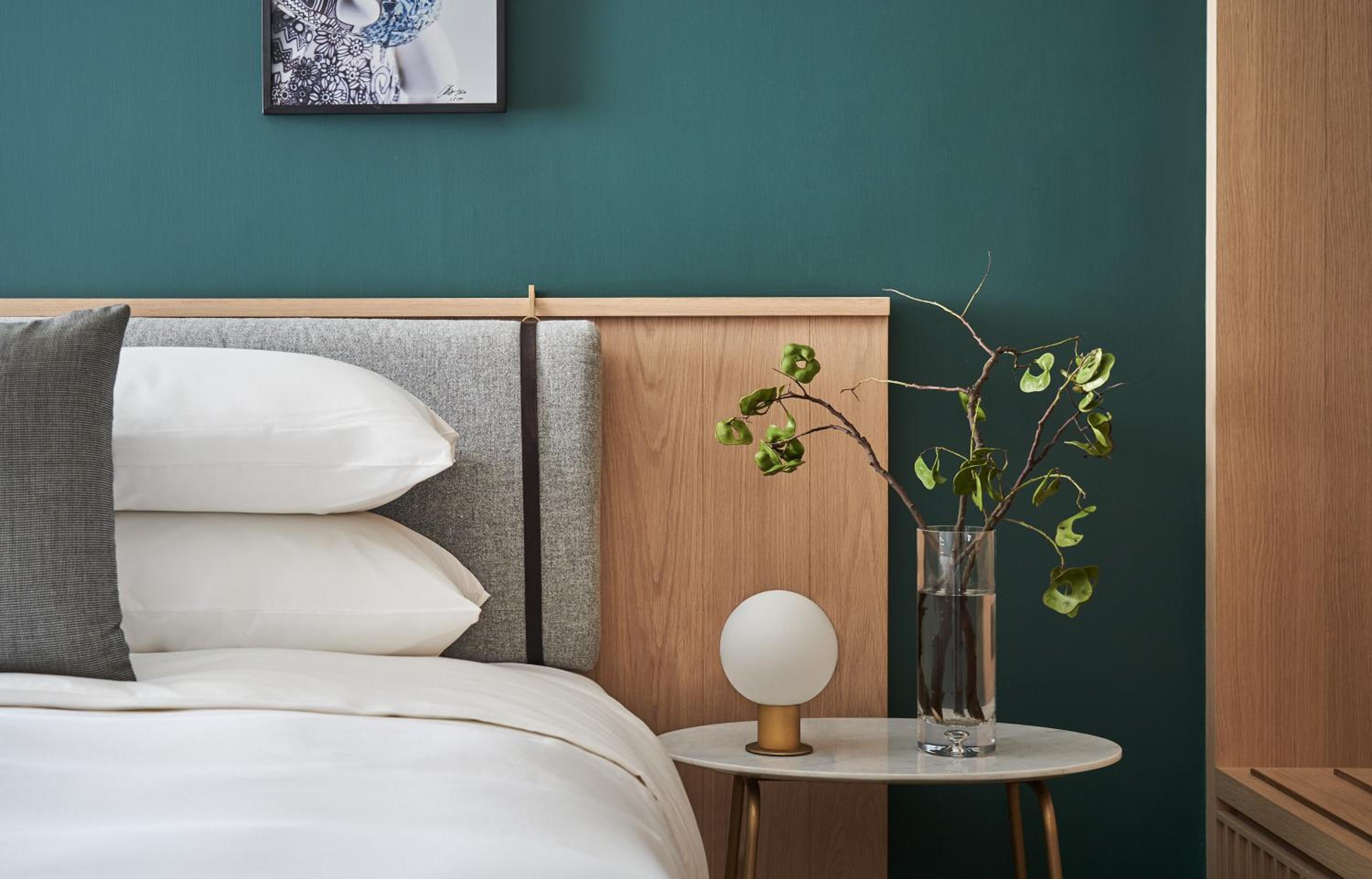 Staycation Offer - Essential King Room with Breakfast and Dinner photo 2
