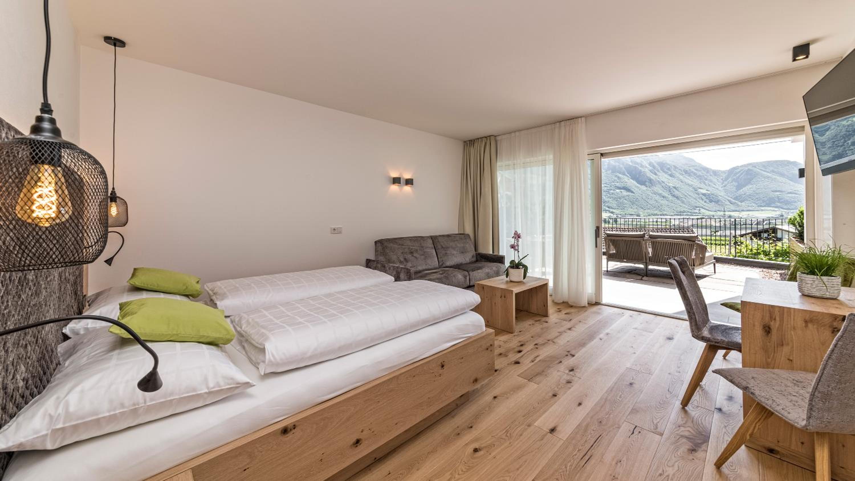 Junior Suite with Balcony photo 3