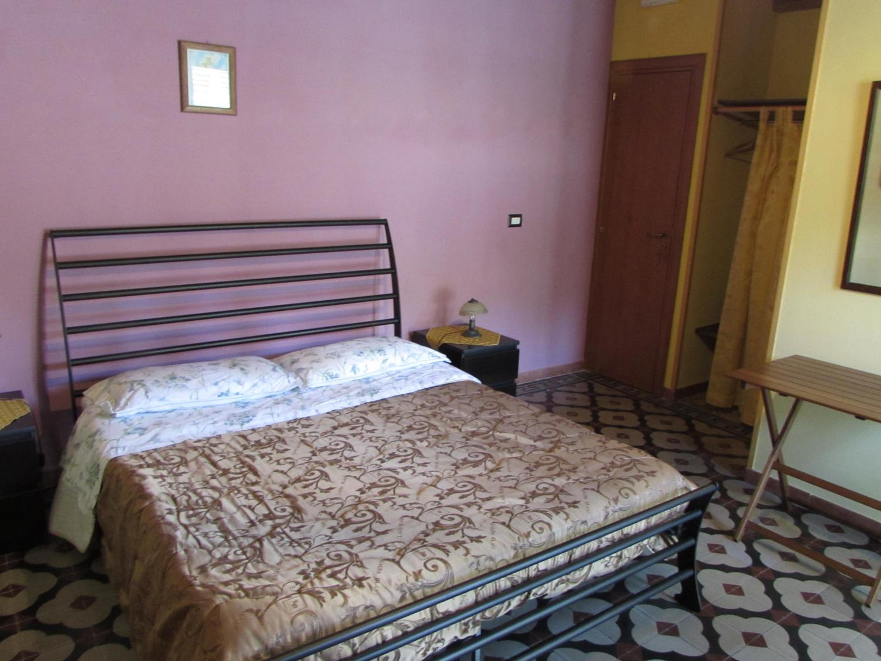 King Room with Balcony photo 1