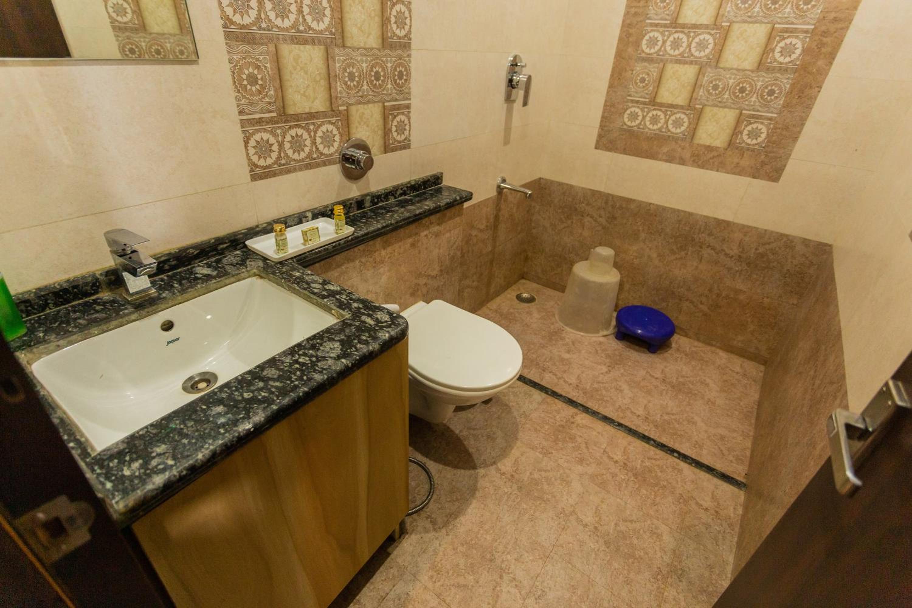 Deluxe Double Room photo 3