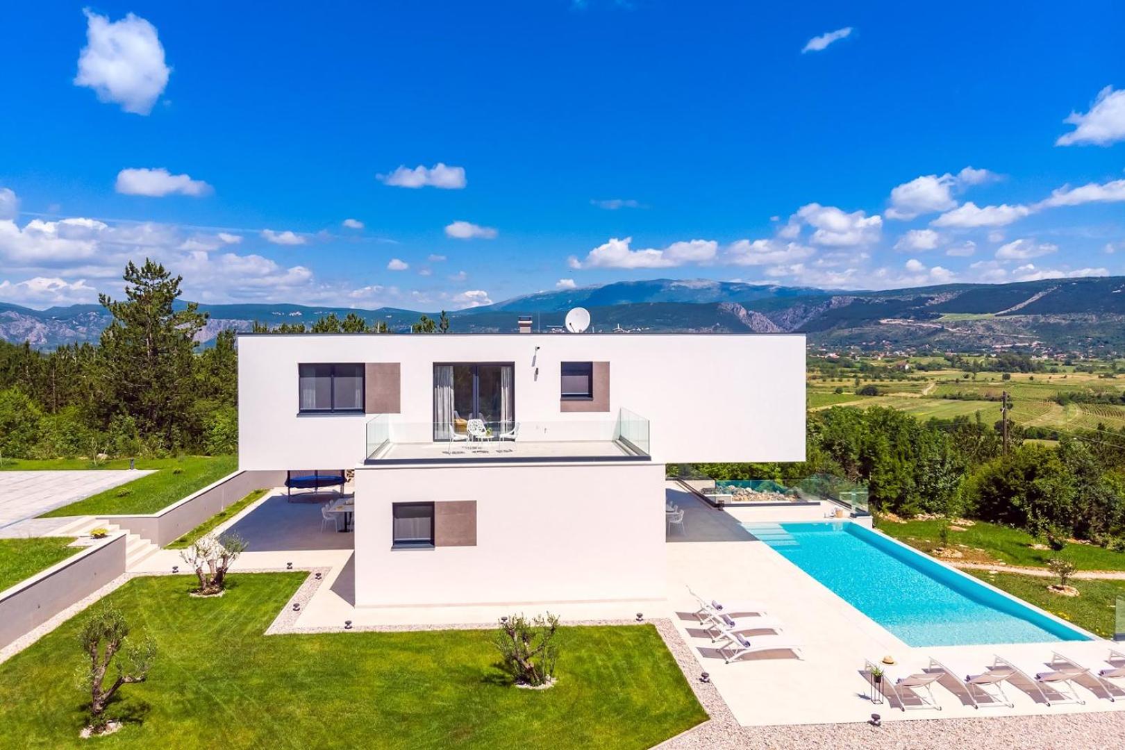 Villa with Private Pool photo 2