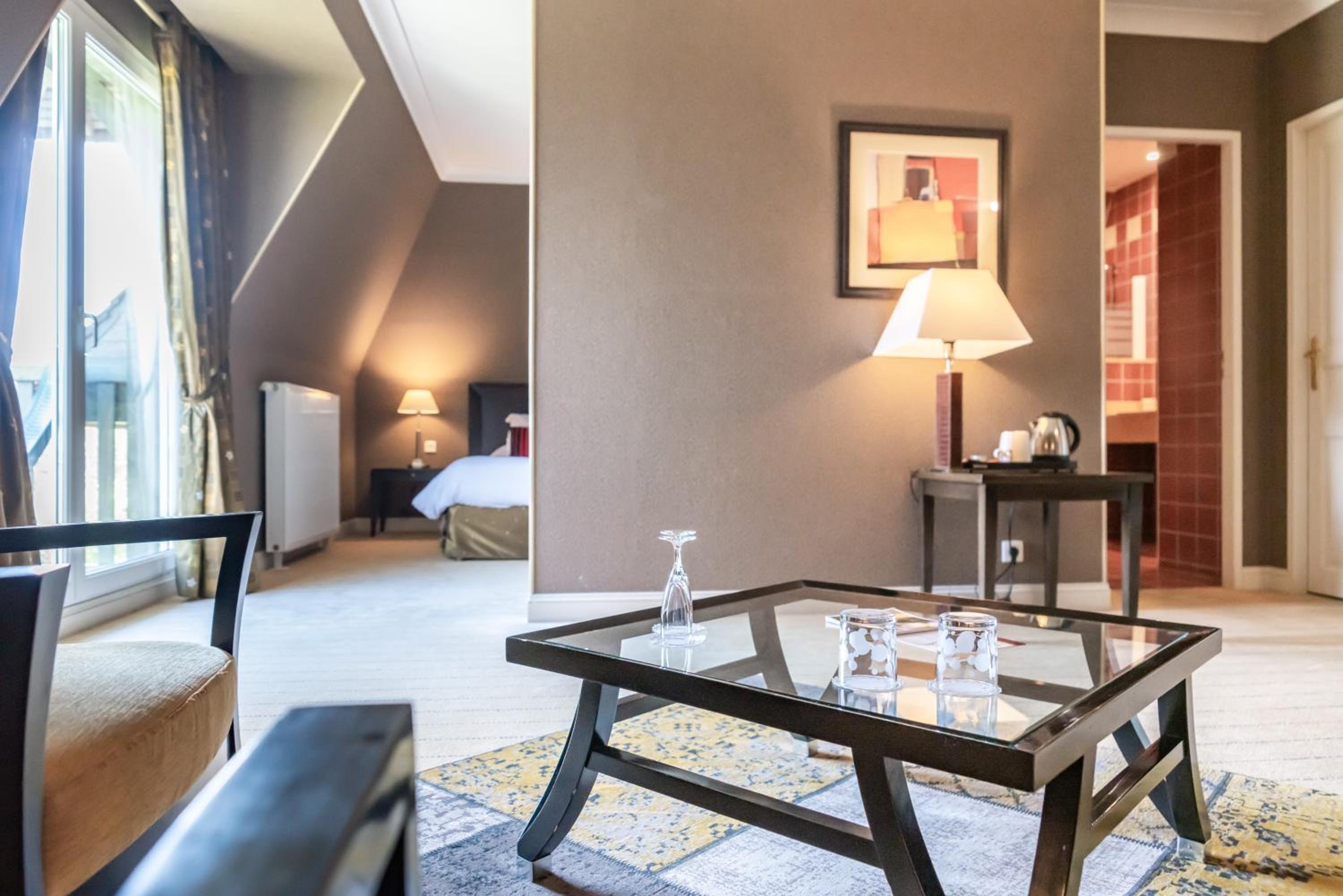 Junior Suite with Spa Access photo 3