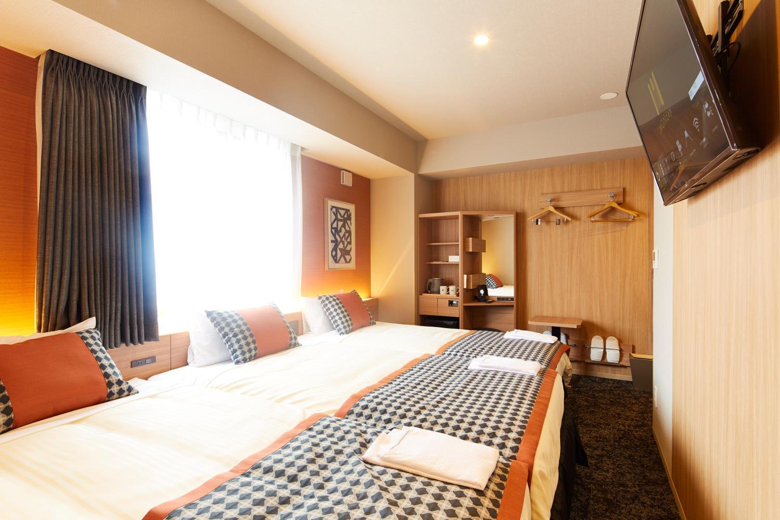 Standard Twin Room with Extra Bed photo 1