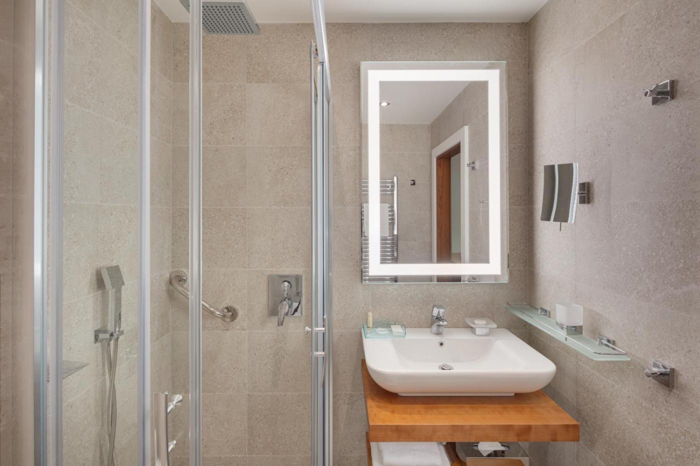 Imperial - Superior Plus Single Room with Wellness and Fitness Access photo 3