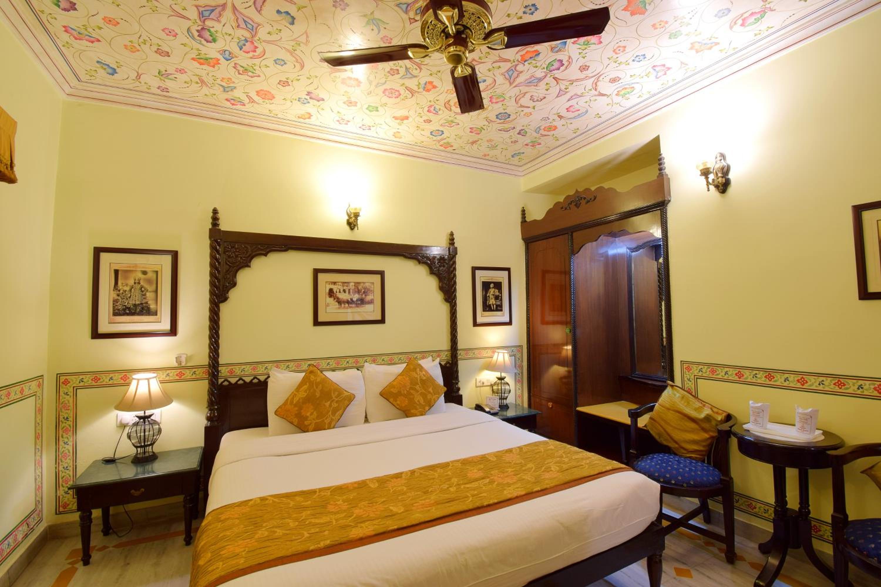 Royal Deluxe Double Room with Car and Chauffeur, Free pickup on arrival from train or bus station, daily Rajasthani dance & music show from 7–9 PM, swimming pool, and a dedicated travel desk to assist with local sightseeing tours and activities - Photo 18