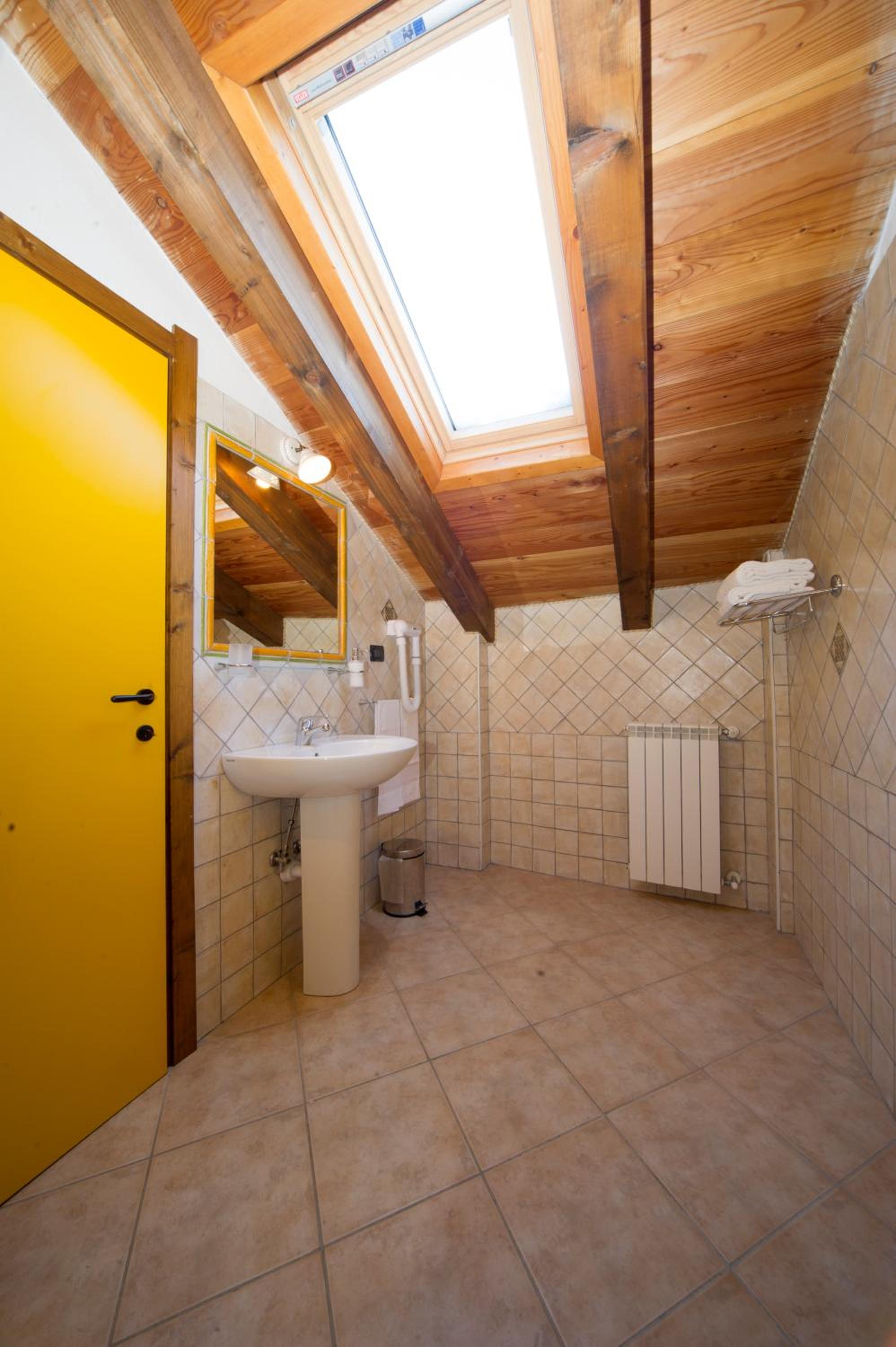 Studio Apartment photo 3