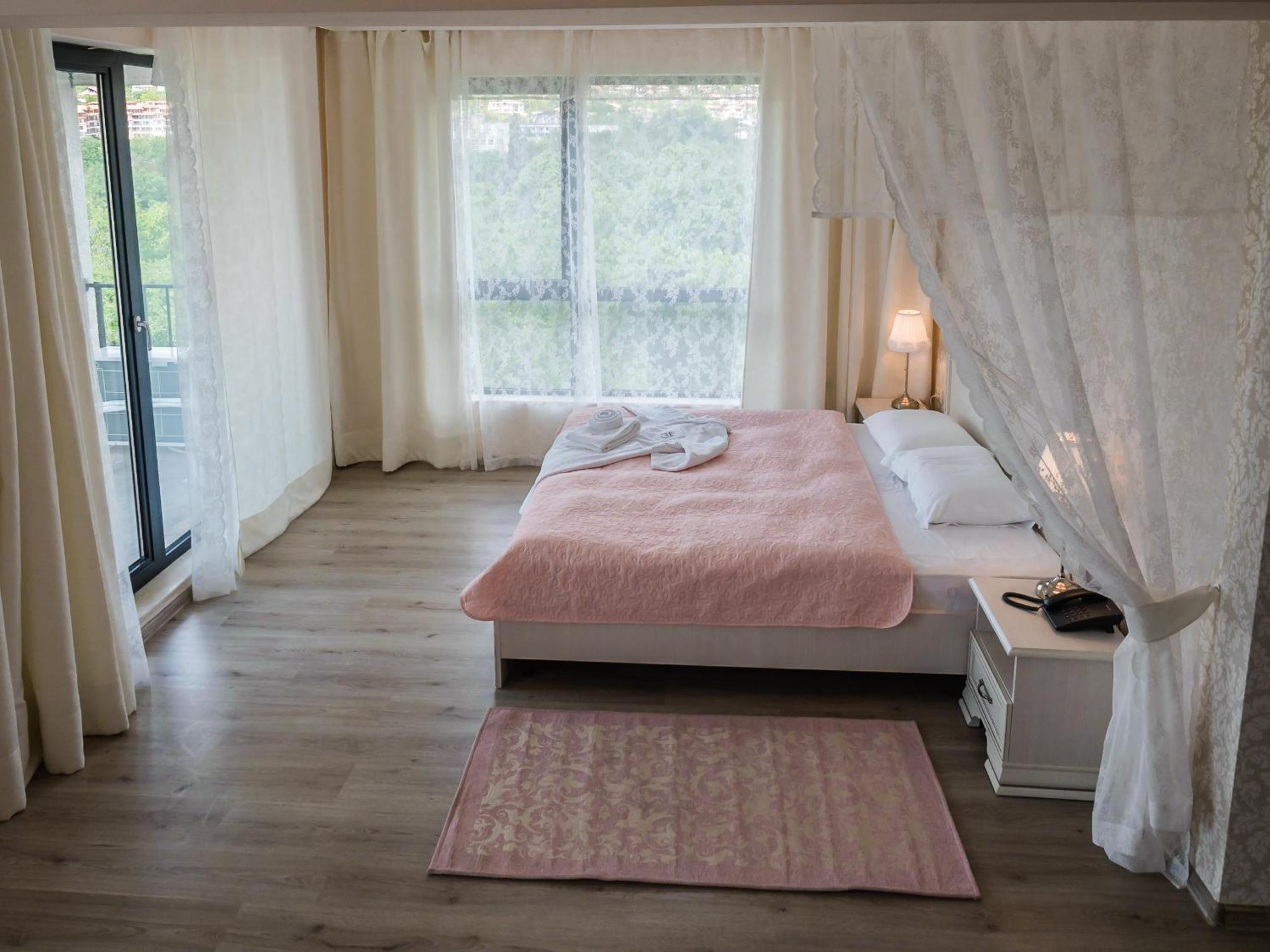 Queen Room with Sea View  photo 1
