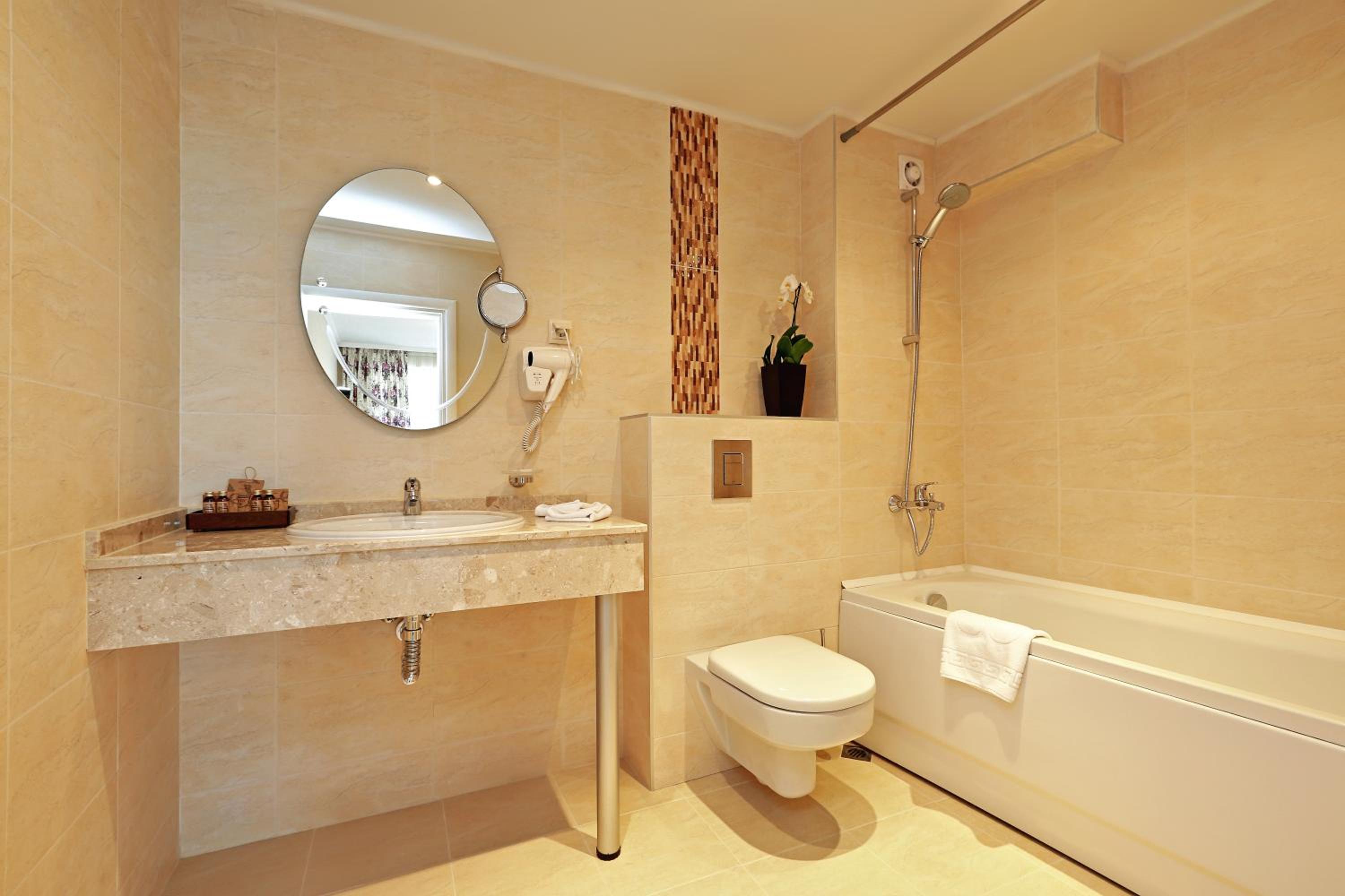 Queen Room with Sea View  photo 2