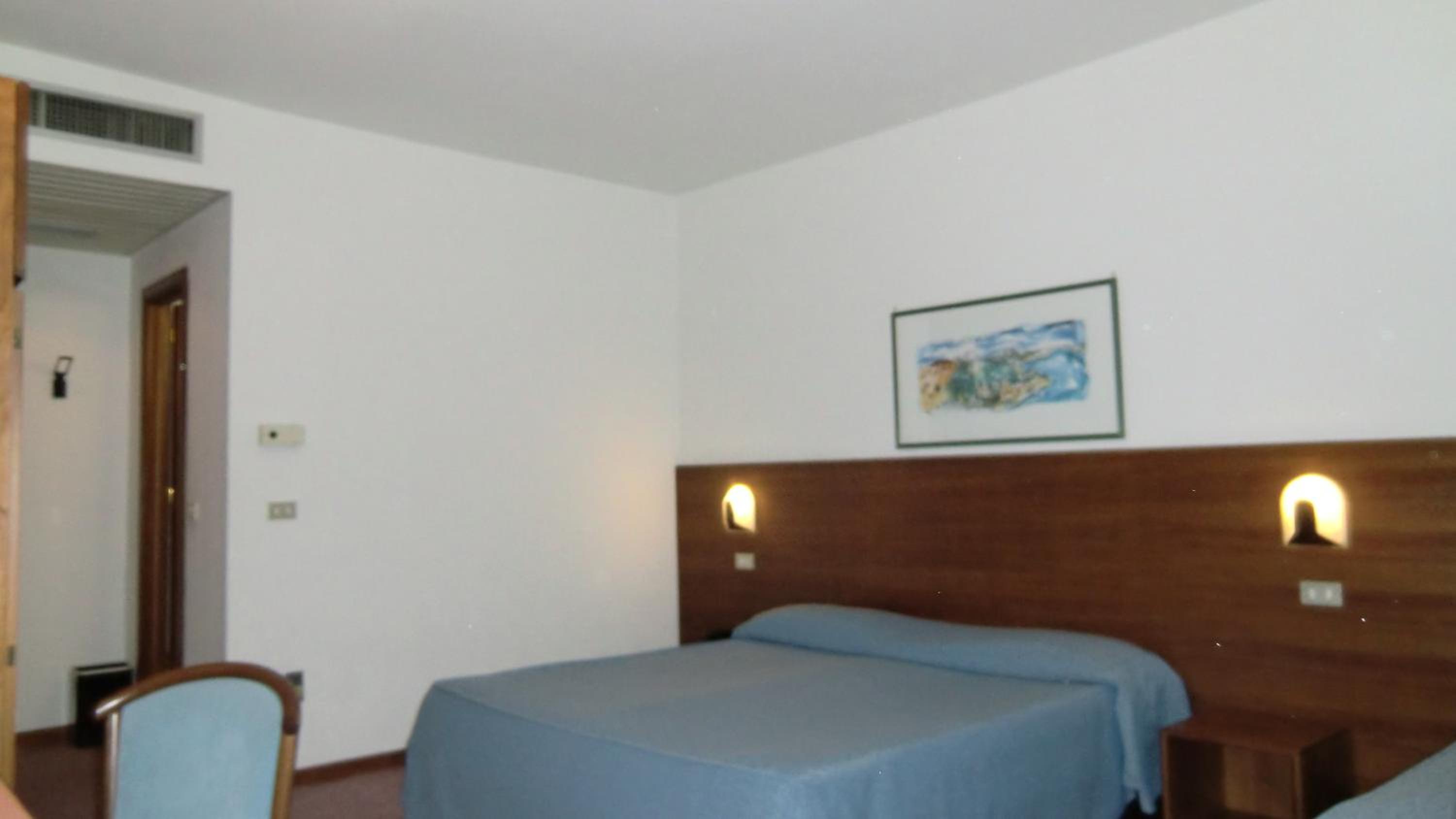 Triple Room - Photo 1