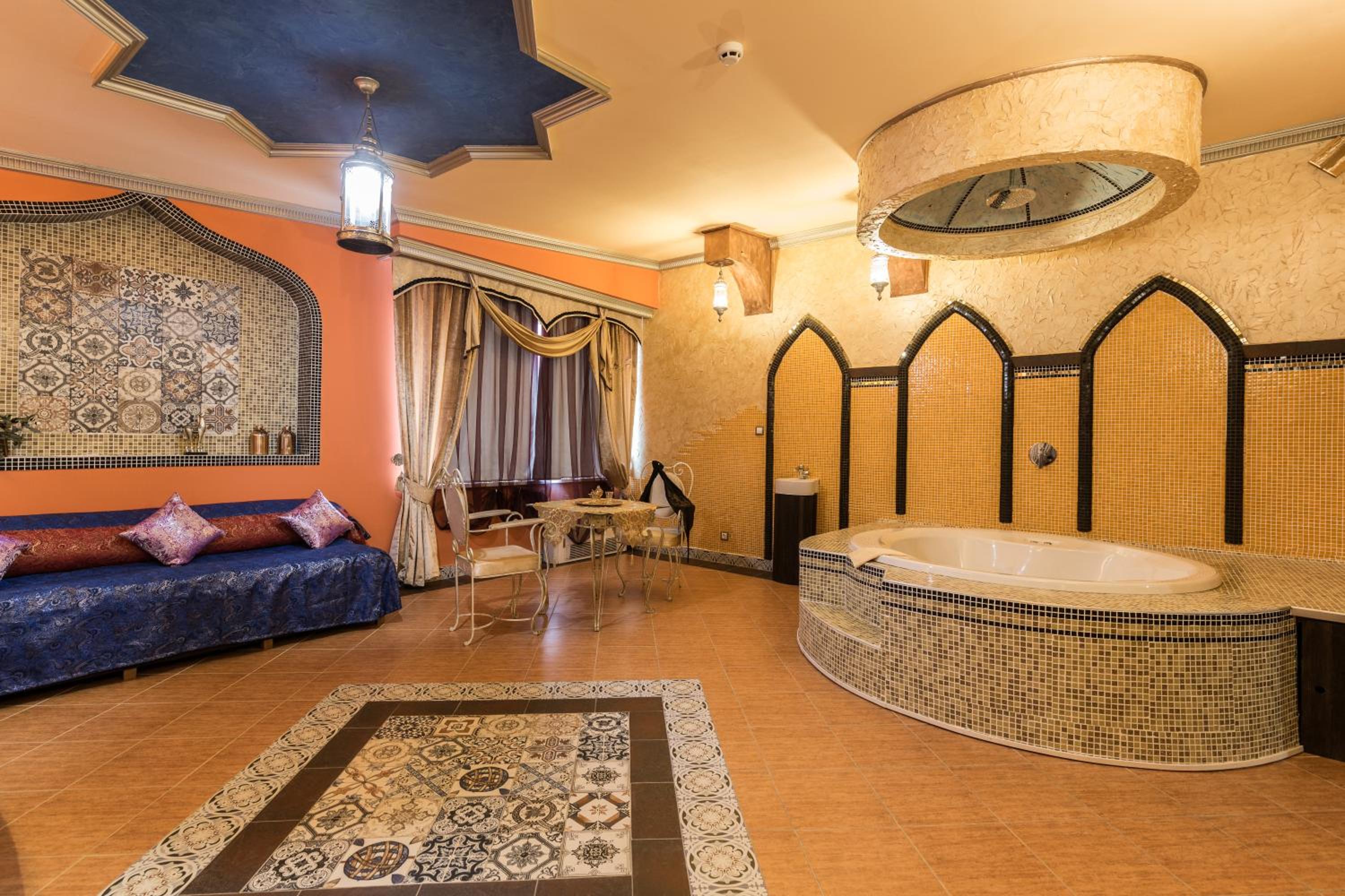 Deluxe Suite - Photo 4