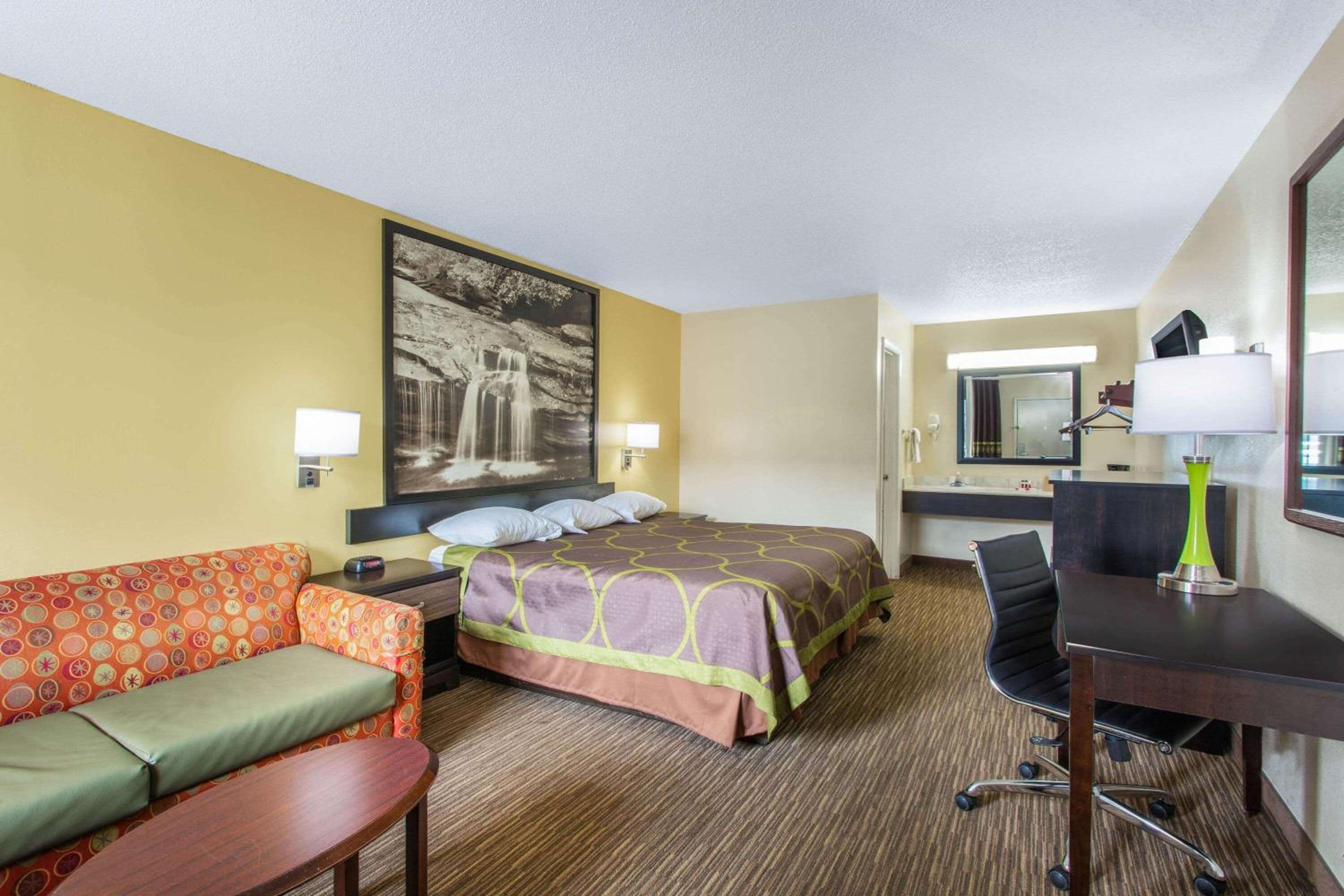 King Studio Suite - Non-SmokingÂ  - Photo 4