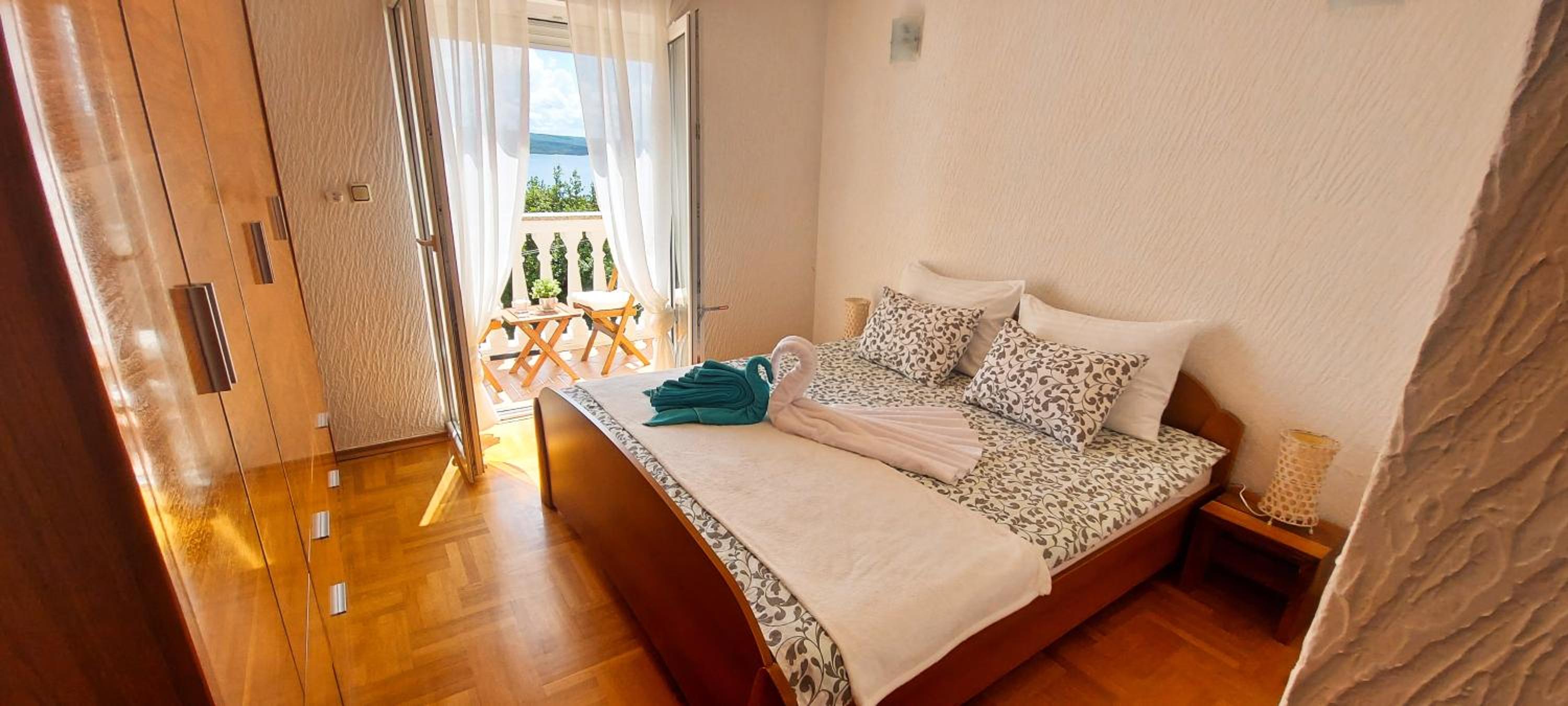 Two-Bedroom Apartment - Photo 3