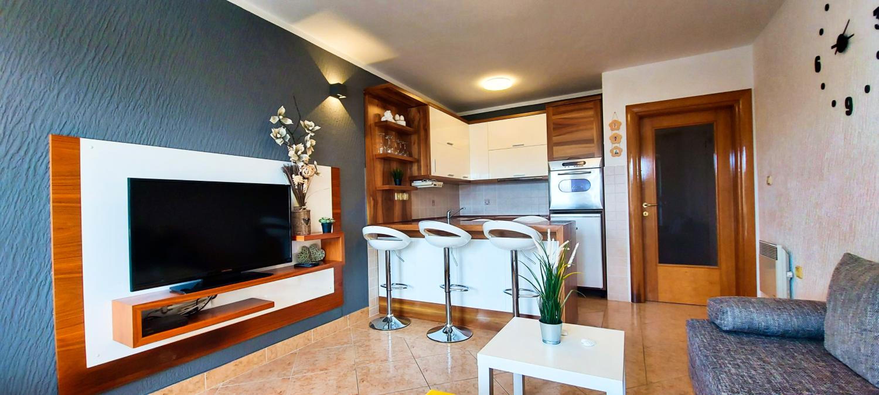 Two-Bedroom Apartment - Photo 20