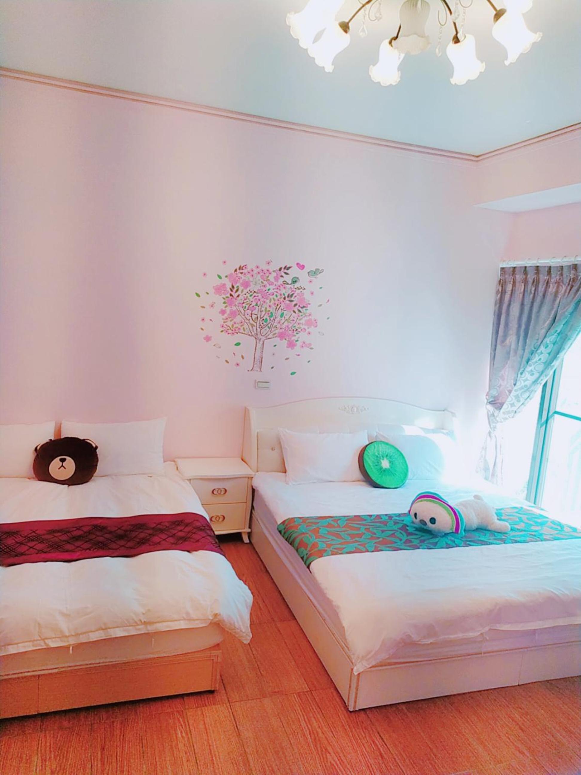 Quadruple Room with Private Bathroom photo 1