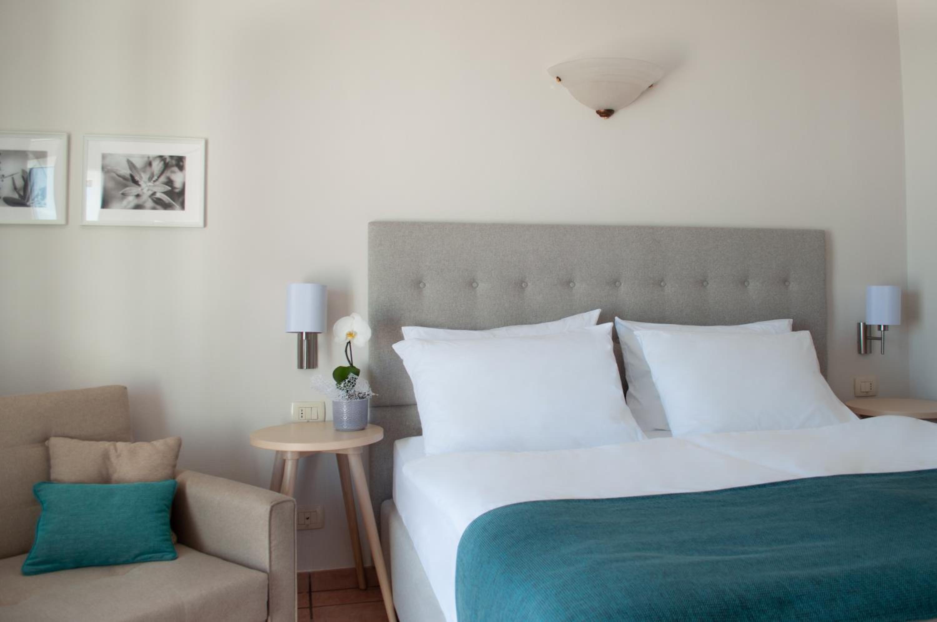 Suite with Terrace and Sea View