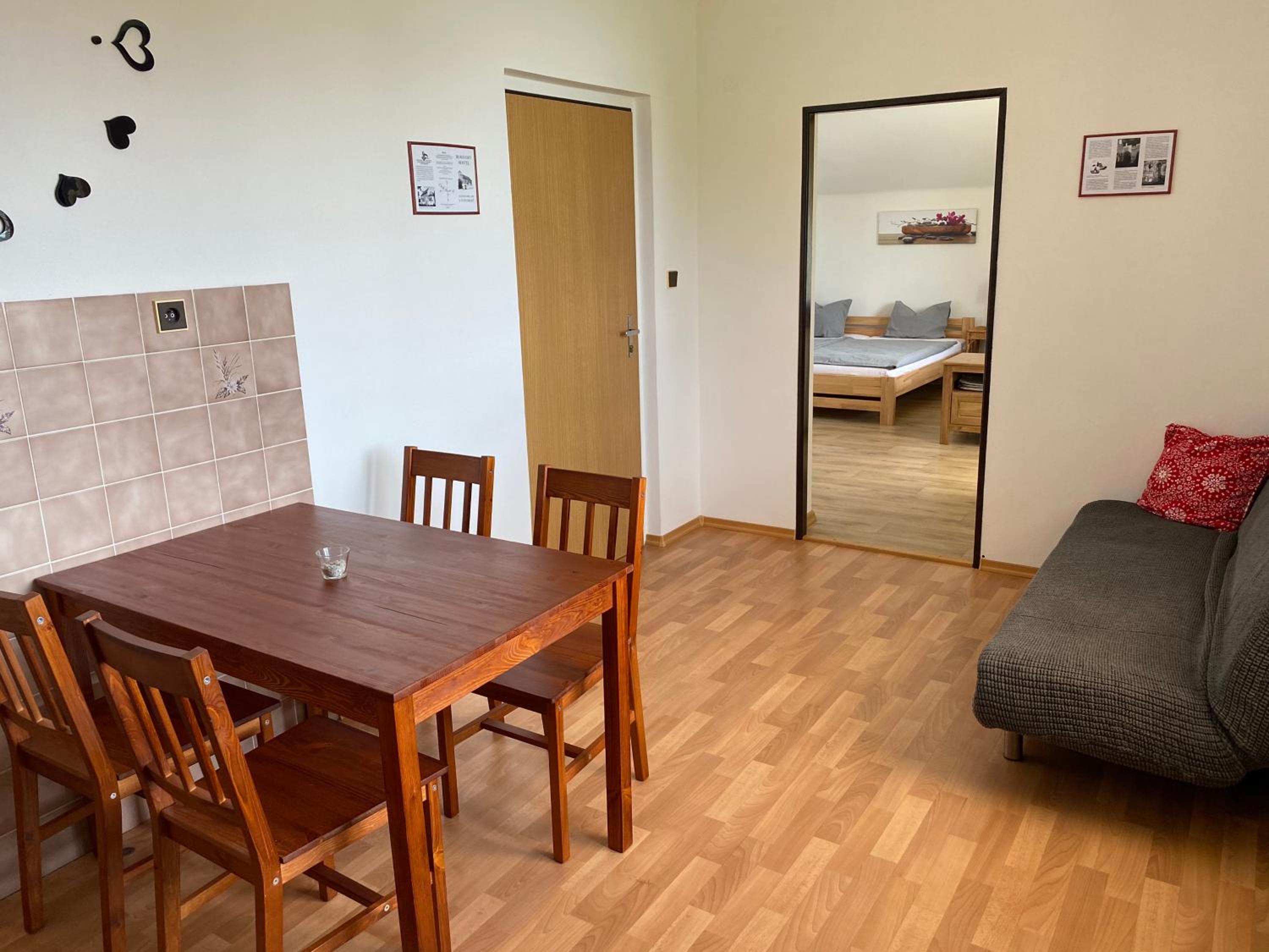 One-Bedroom Apartment photo 2