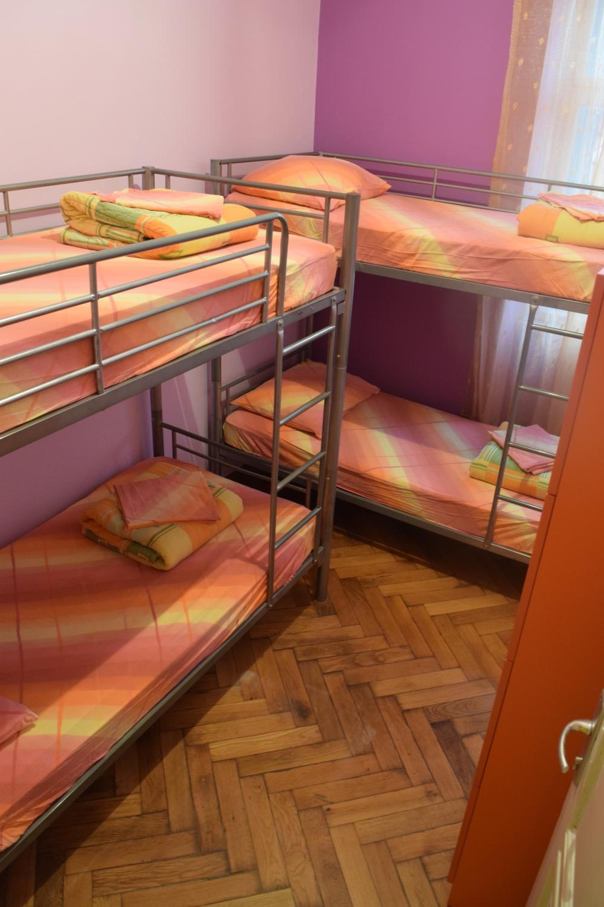 Bed in 4-Bed Mixed Dormitory Room
