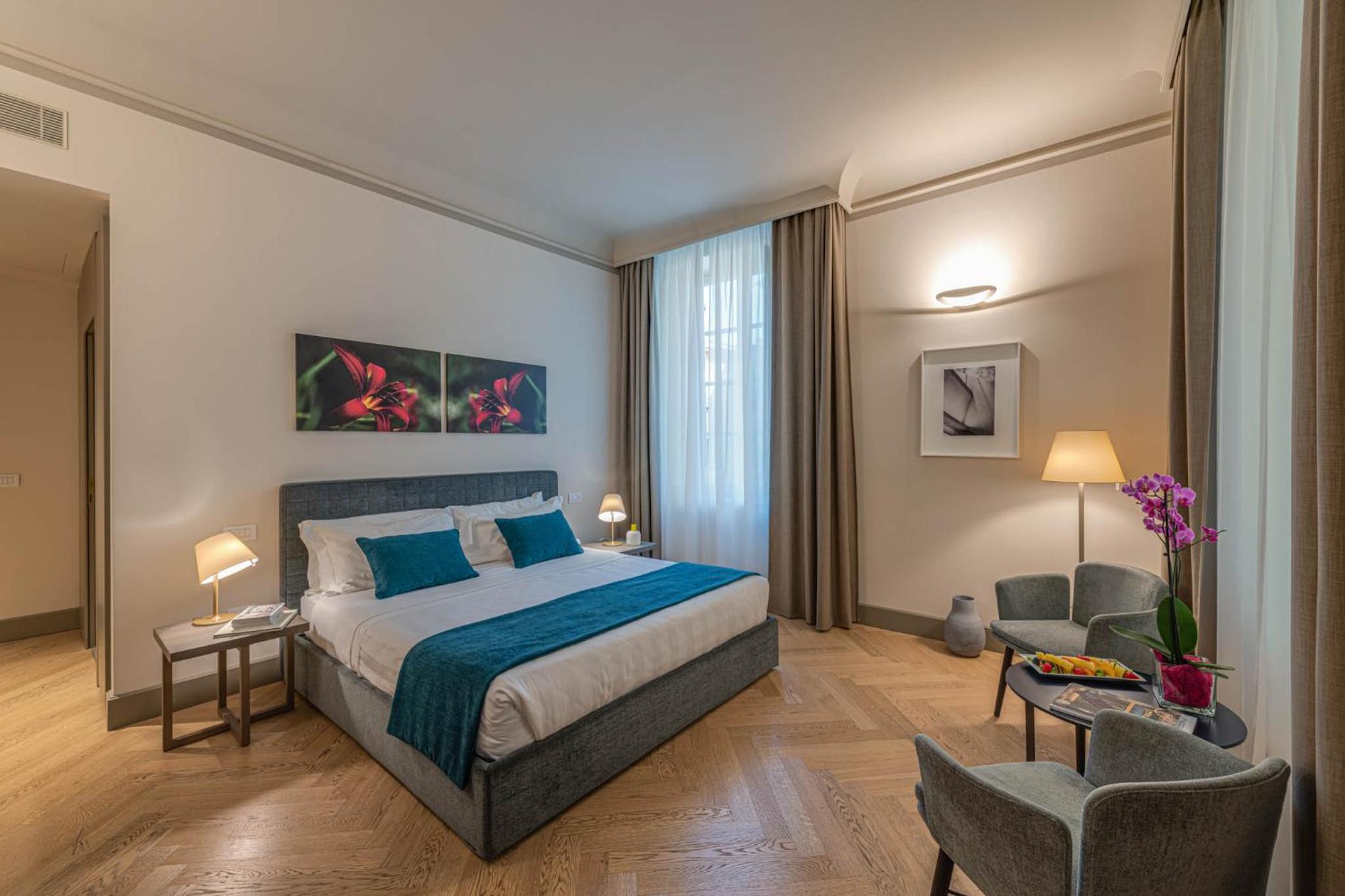 Deluxe King Room