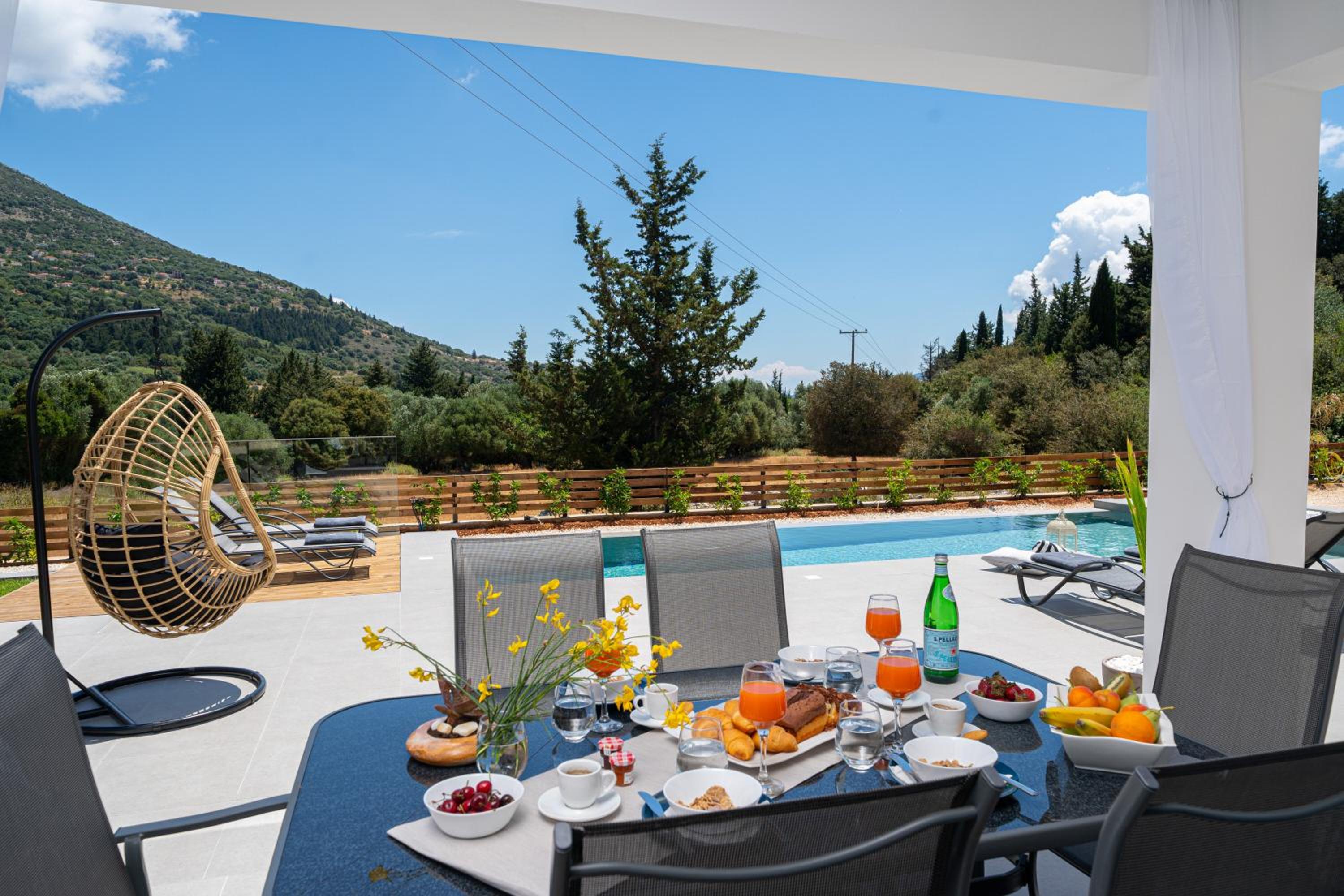 Villa with Private Pool photo 3