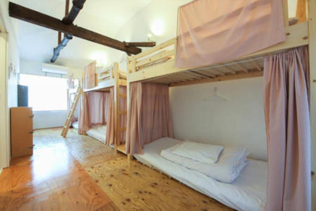 Bed in 8-Bed Mixed Dormitory Room photo 2
