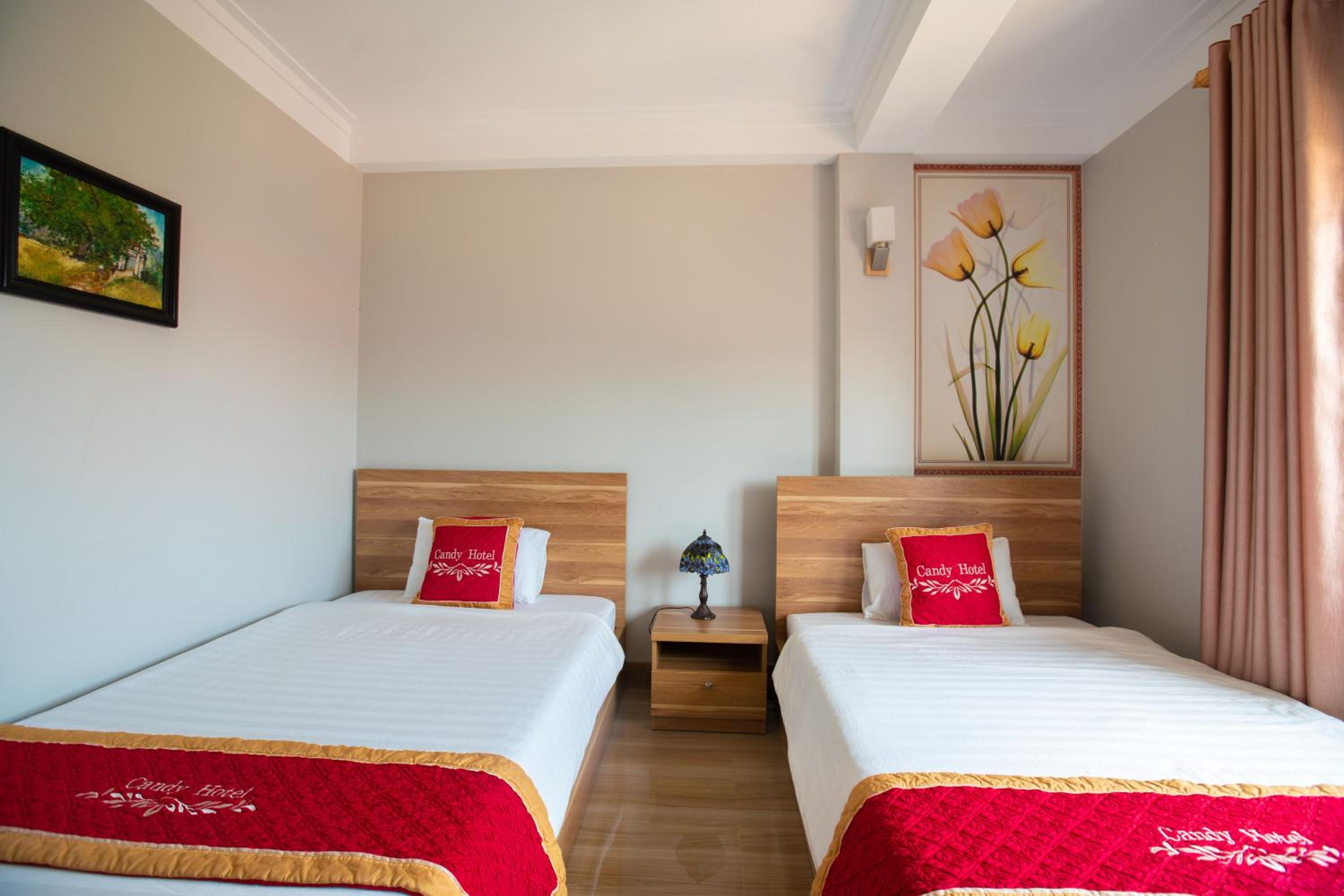 Twin Room - Photo 9