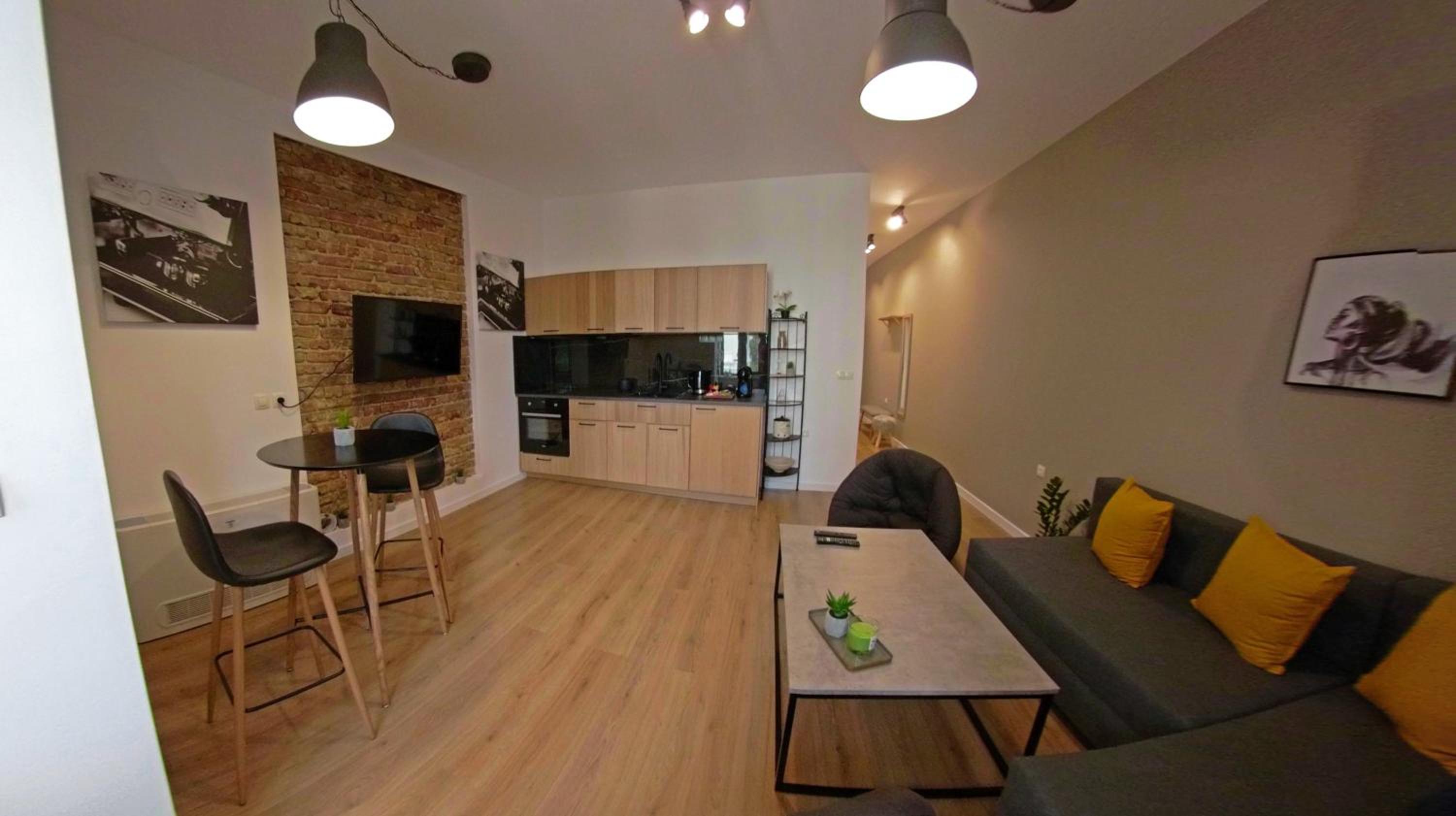 Deluxe Apartment - Photo 3