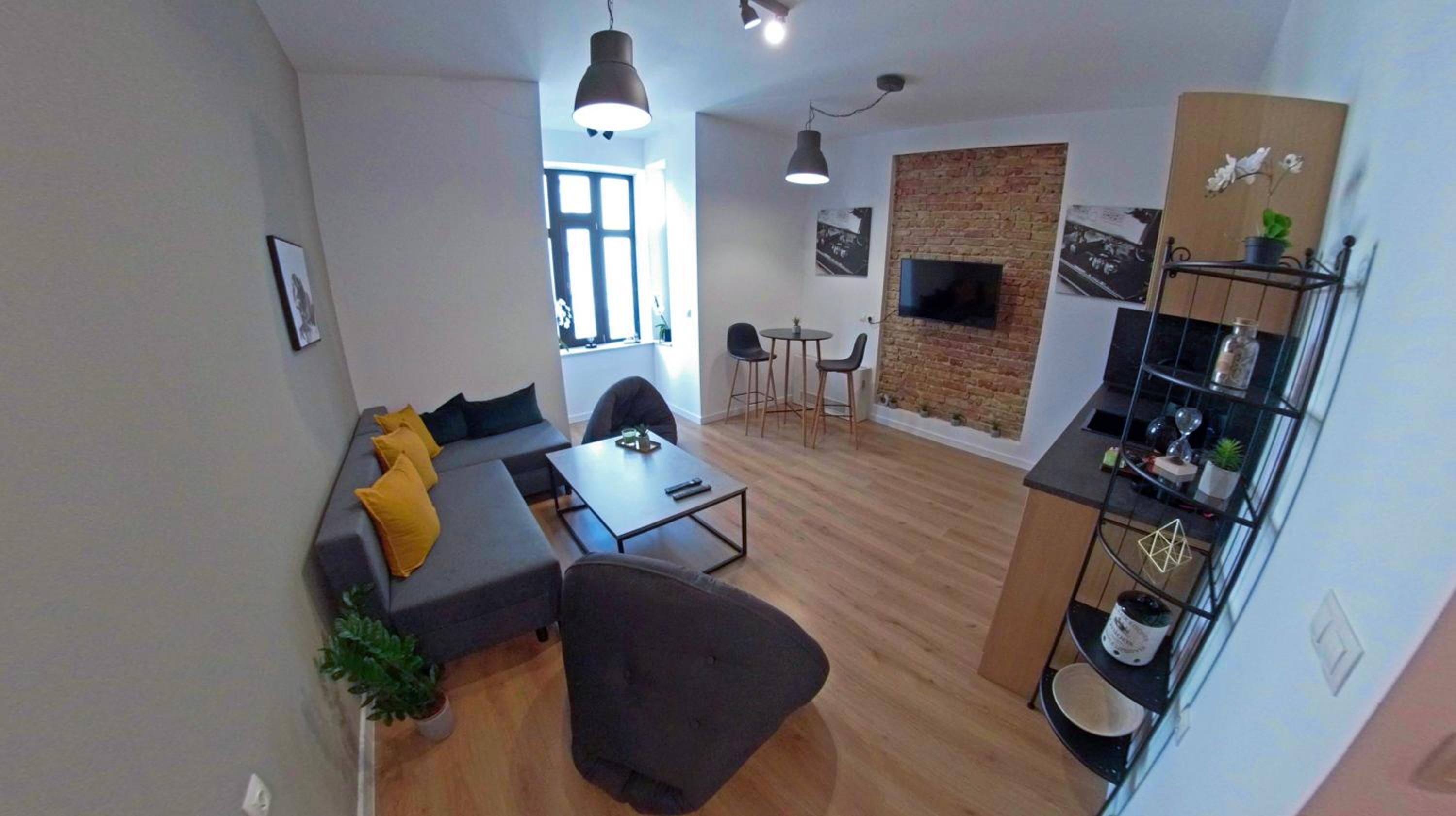Deluxe Apartment - Photo 1