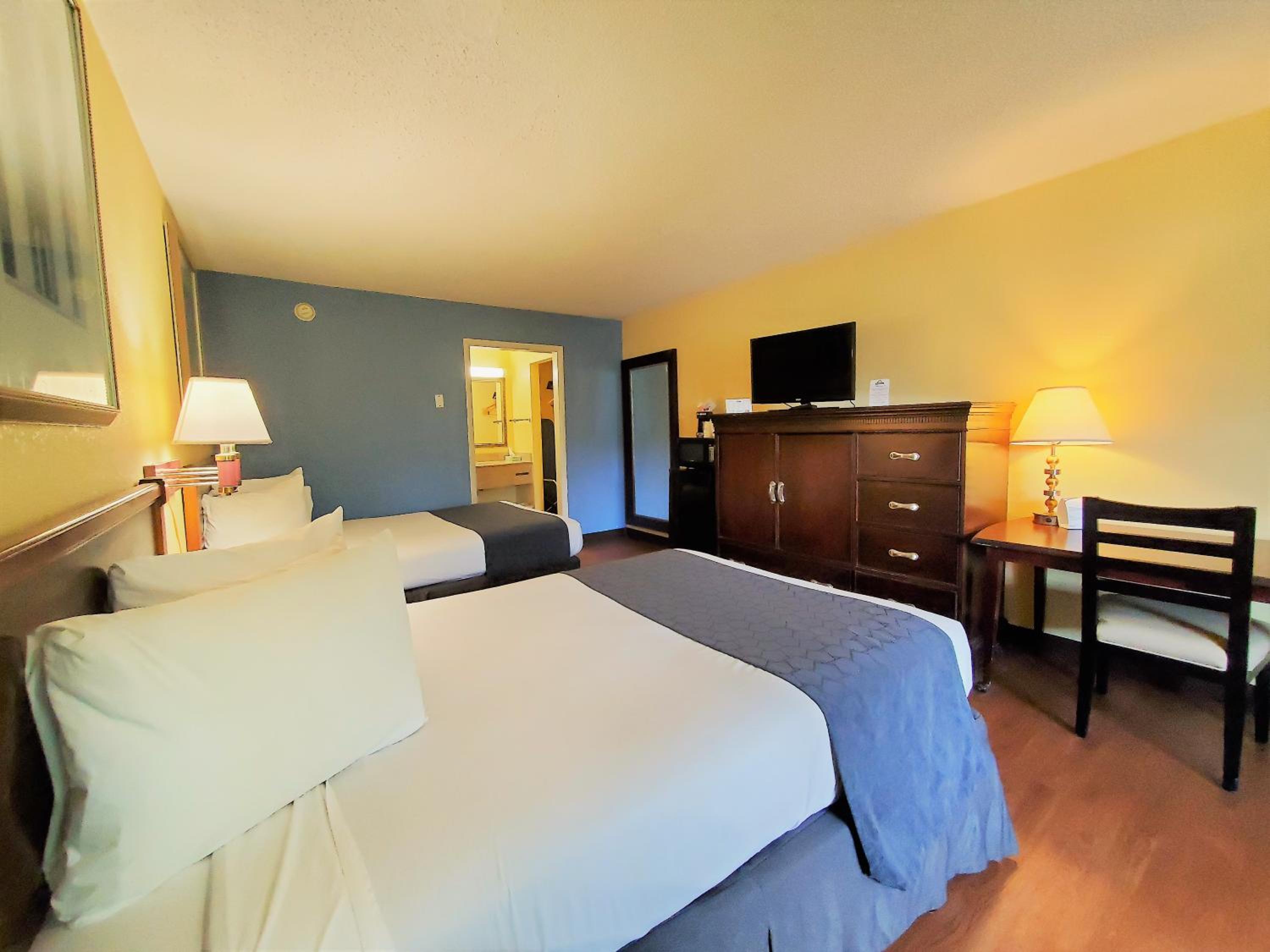 Double Room With Two Double Beds - Non-Smoking