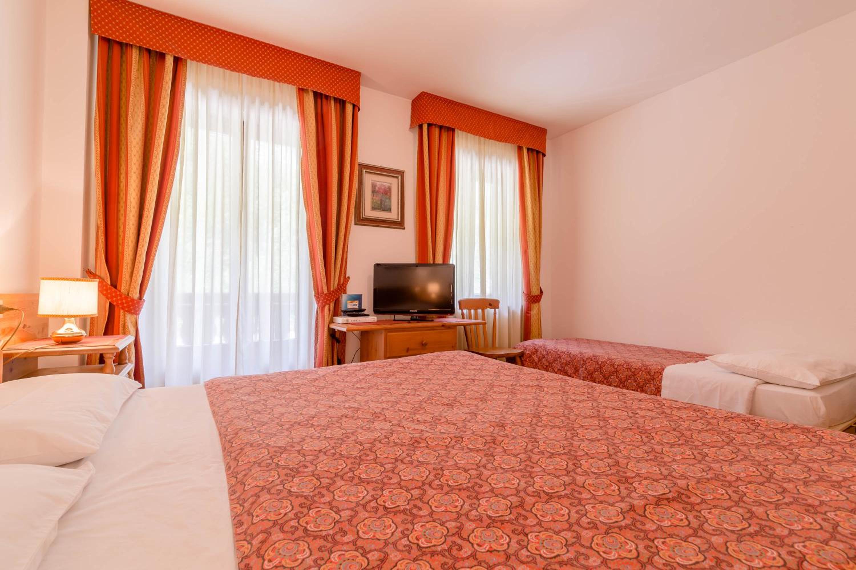 Triple Room with Balcony