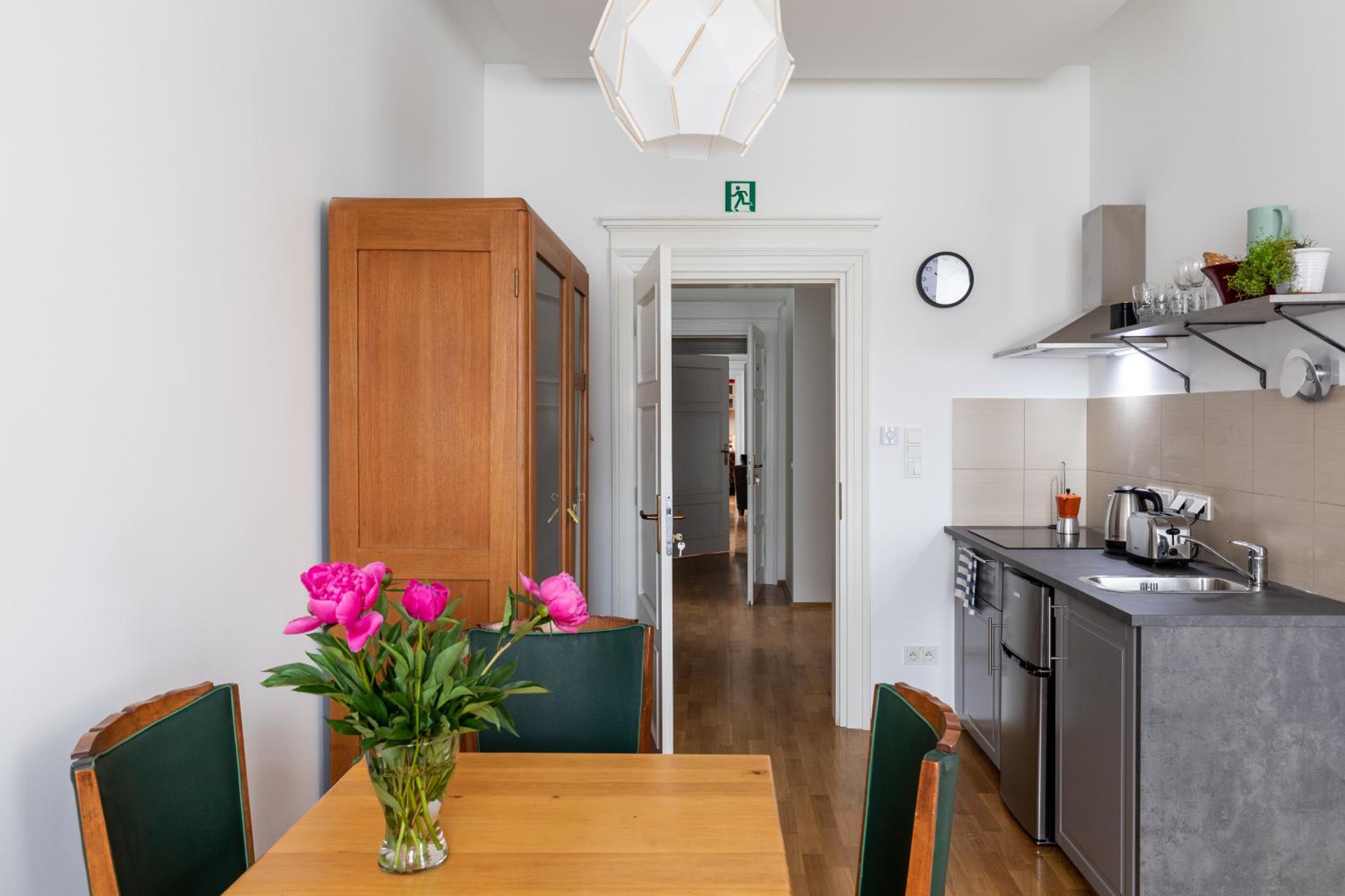 Apartment - Photo 16