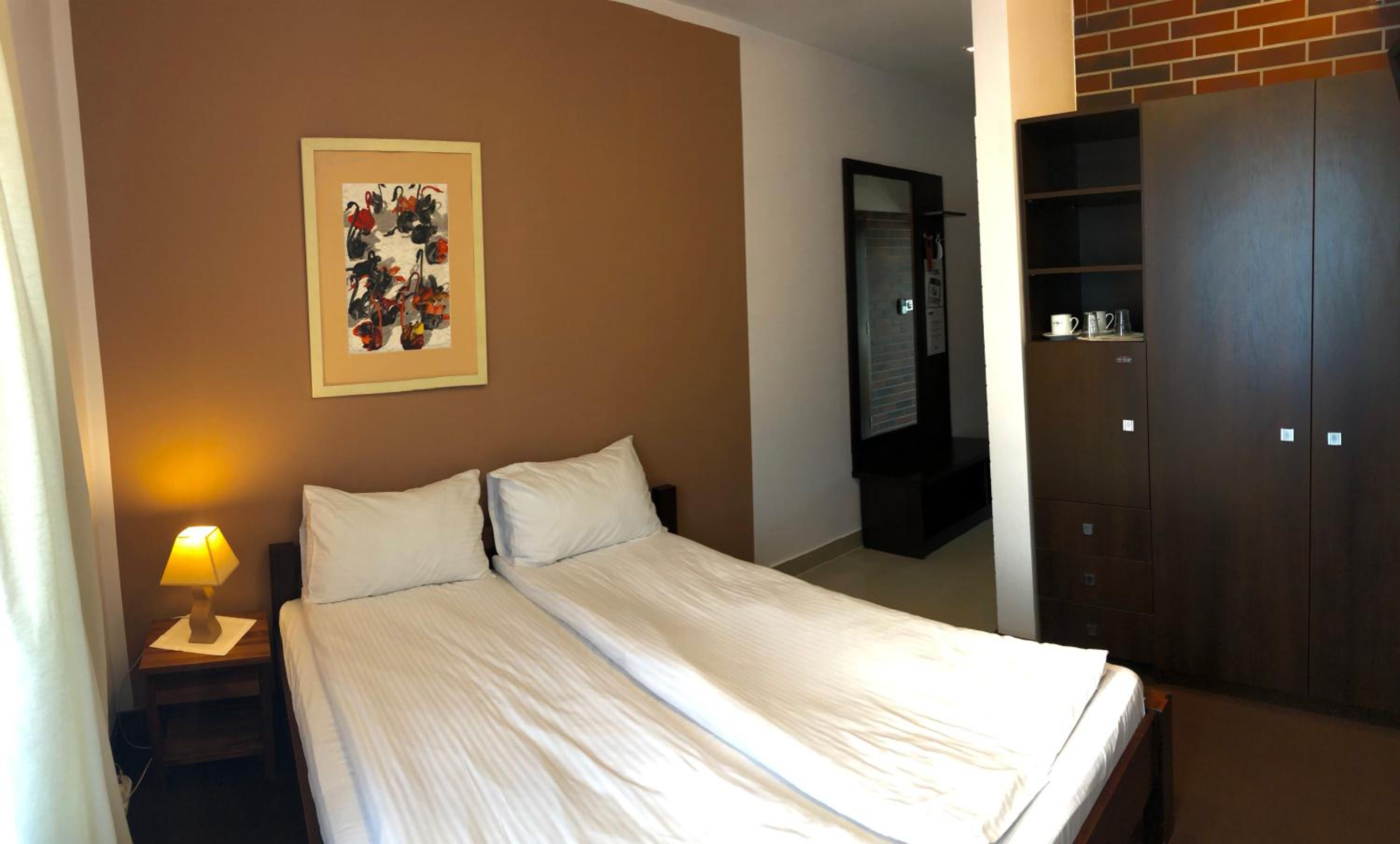 Queen Room - Photo 6