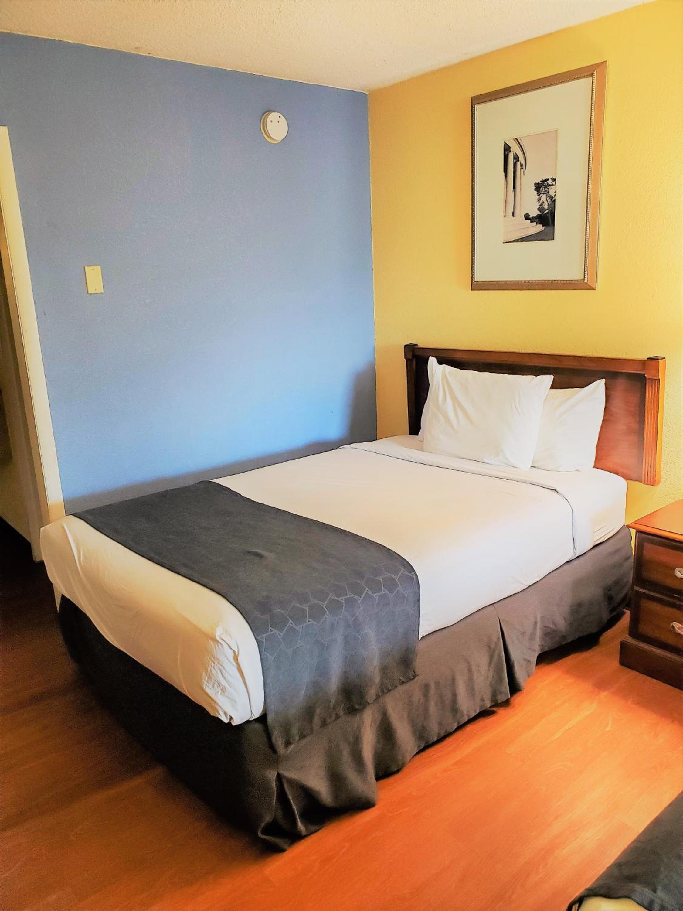 Standard Double Room - Non-Smoking