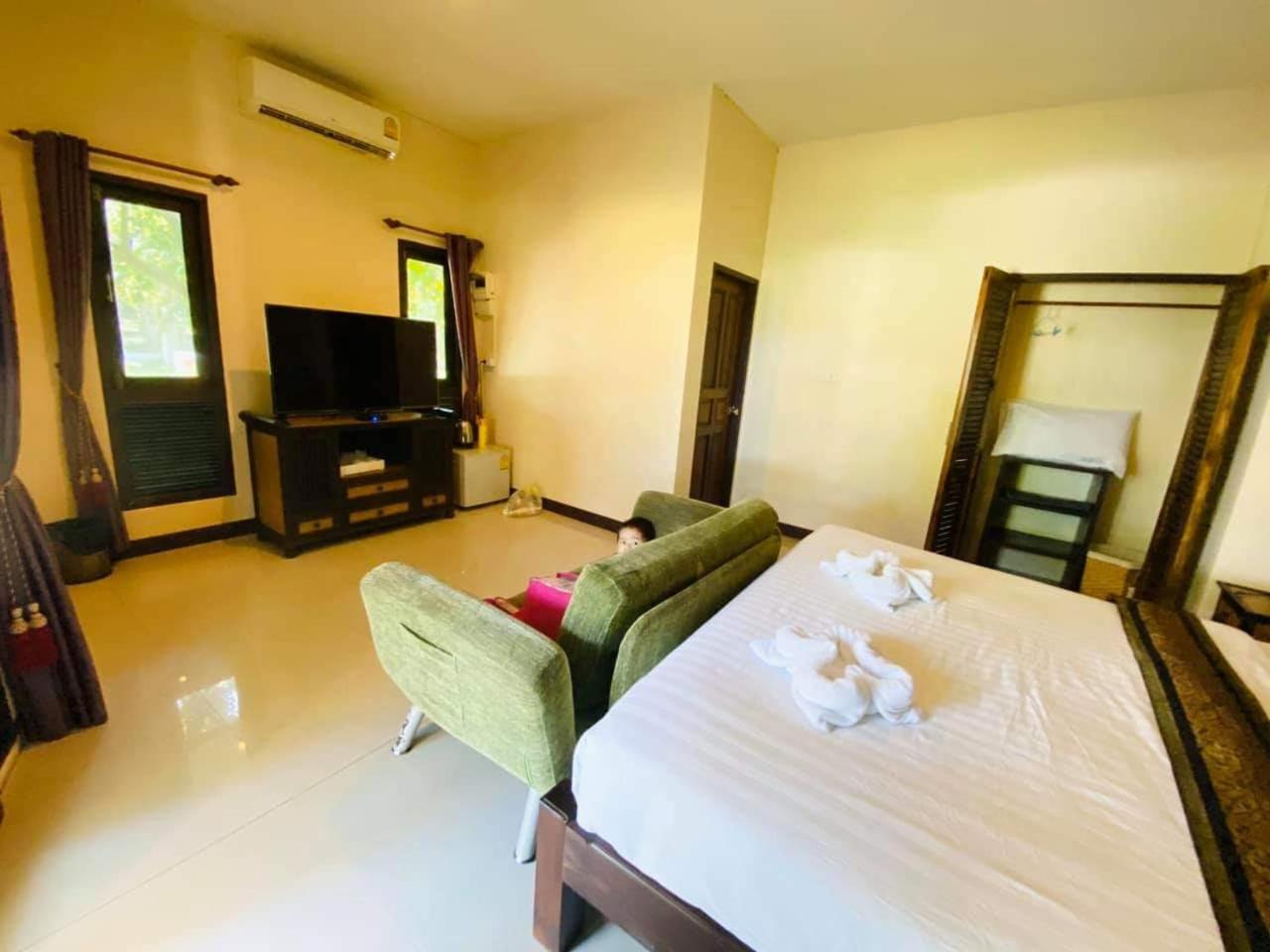 Deluxe Double Bungalow