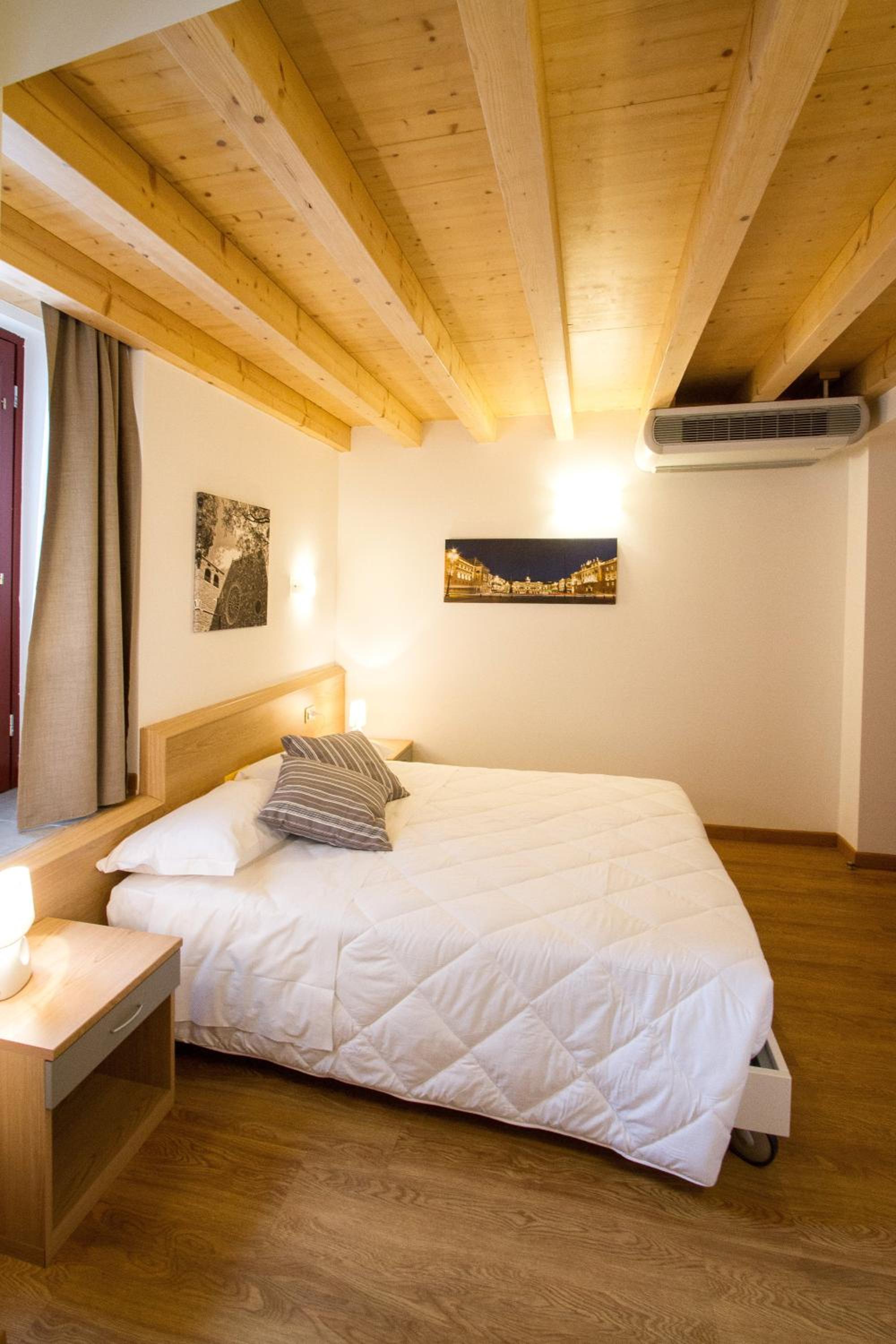 Economy Double or Twin Room photo 2