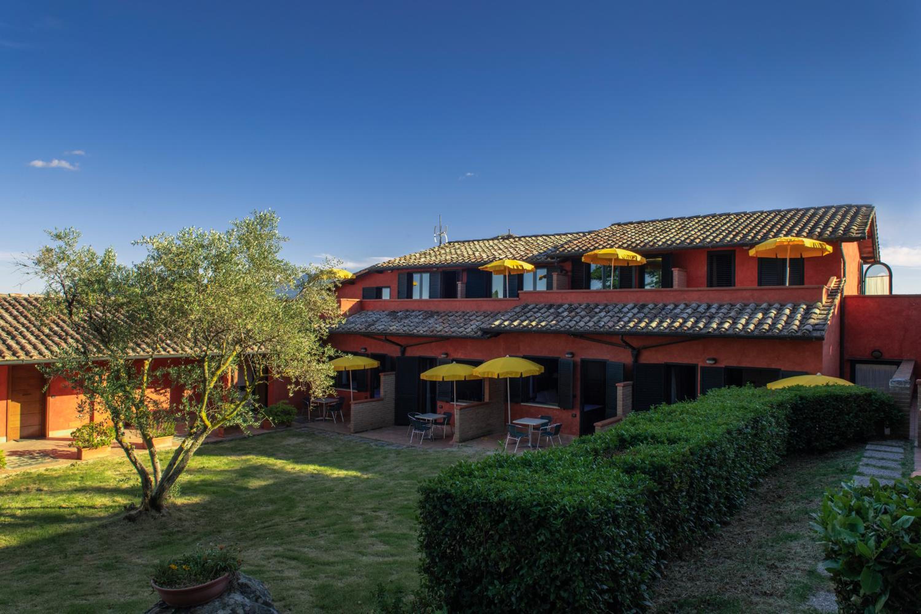 Superior Double or Twin Room with Terrace - Photo 7