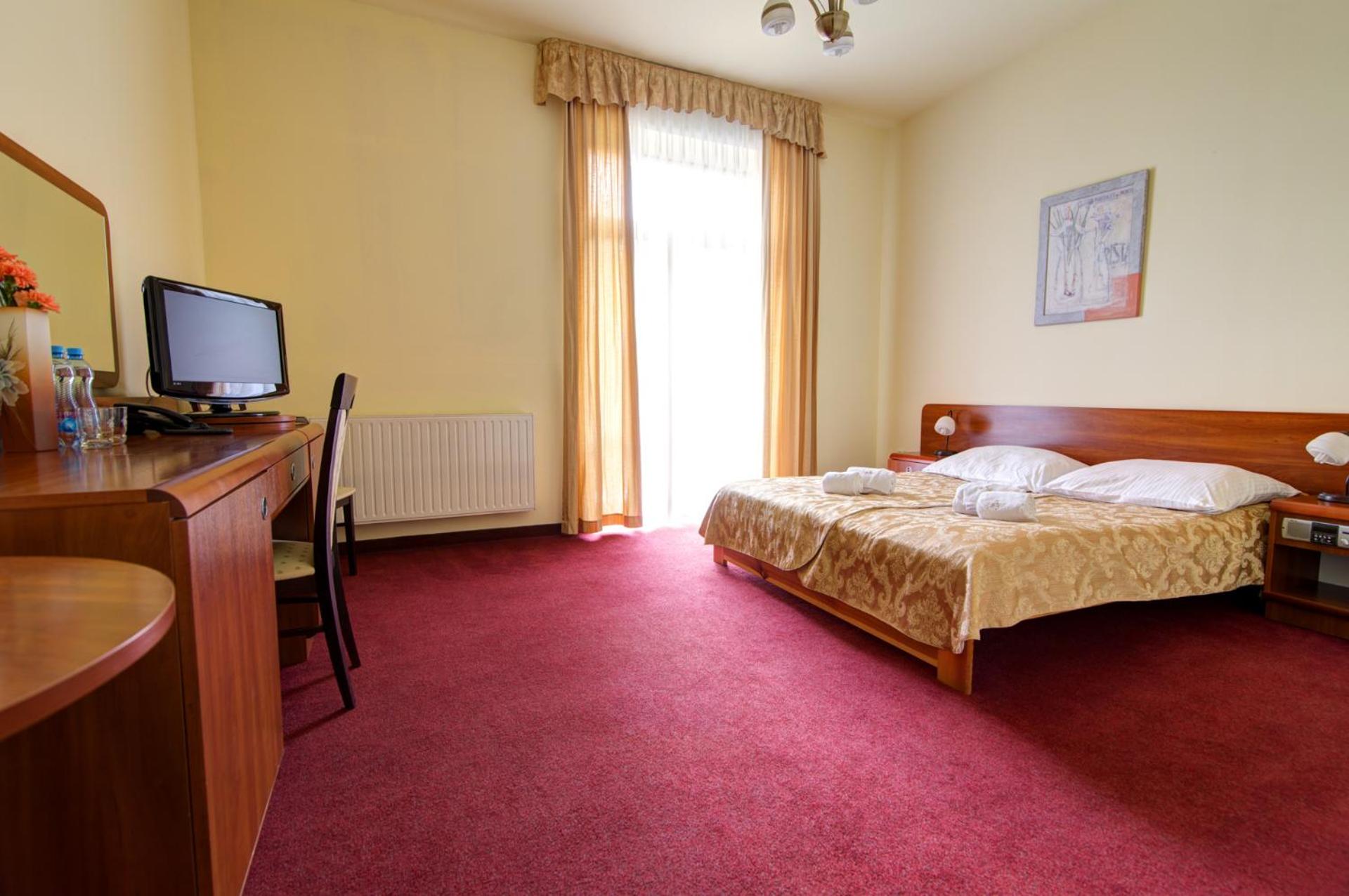 Large Double or Twin Room - Photo 17