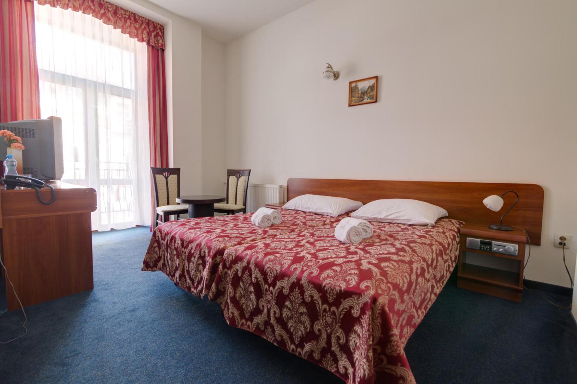 Large Double or Twin Room - Photo 19