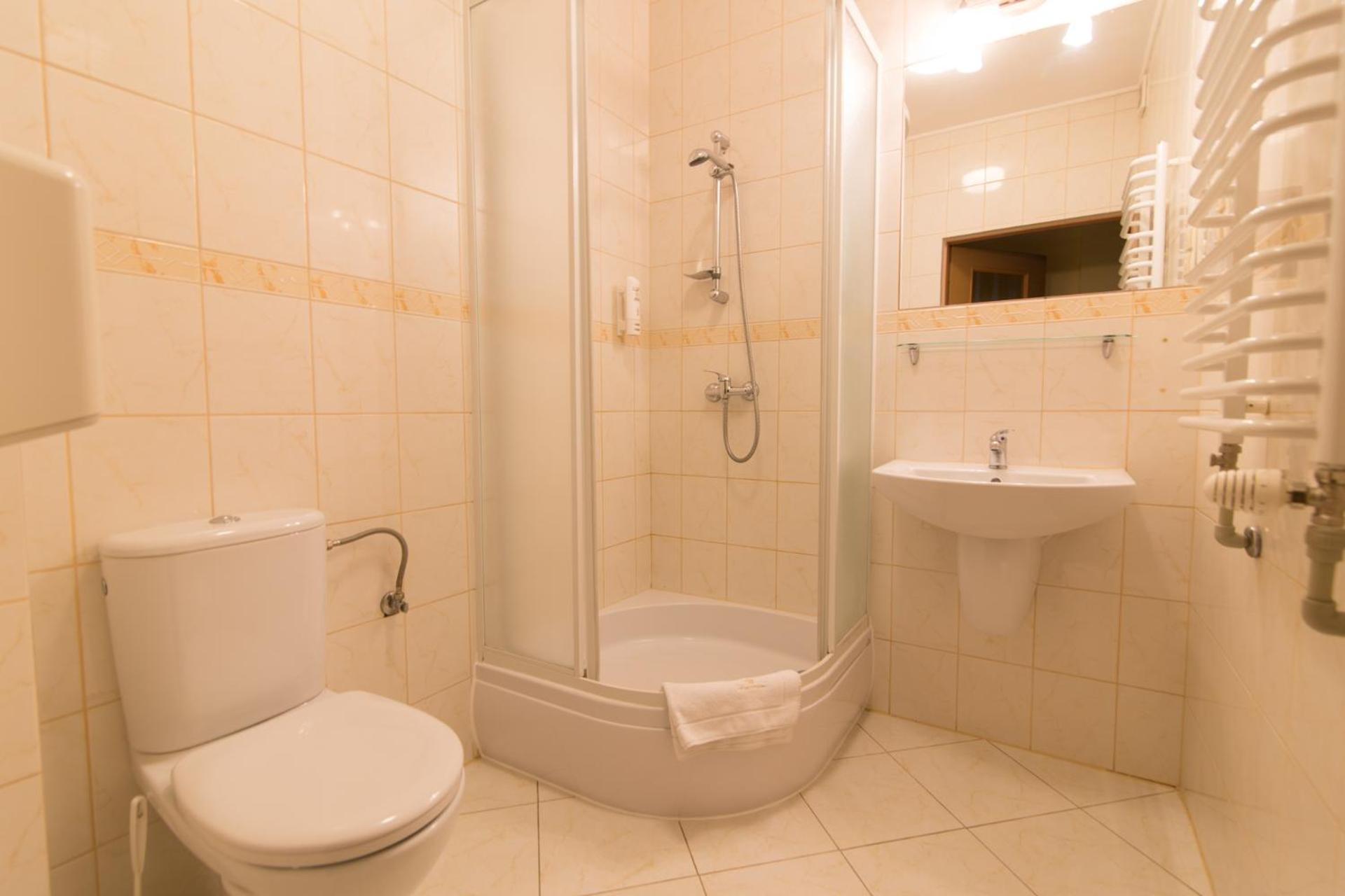 Comfort Triple Room - Photo 8