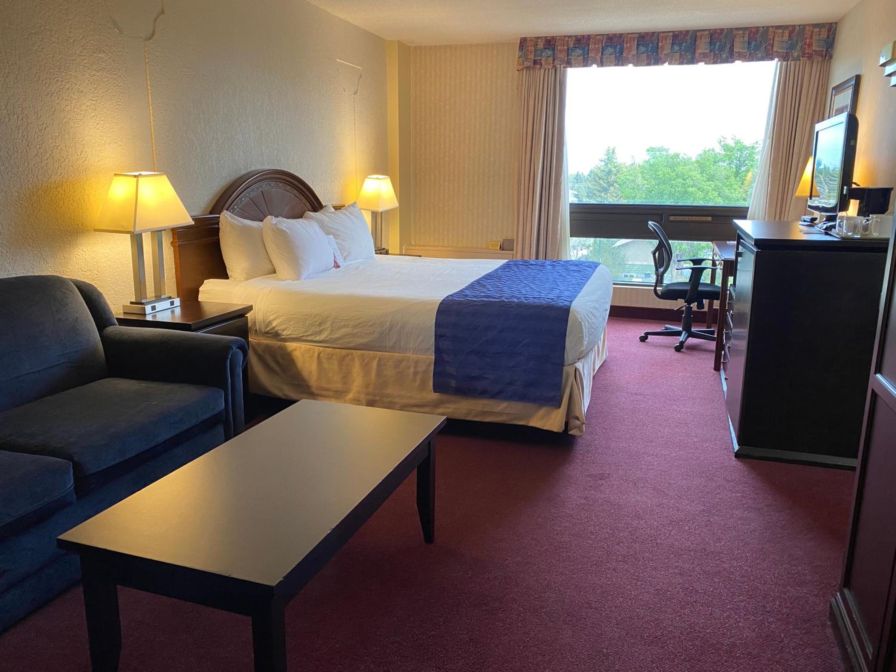 King Room with Sofa Bed - Non-Smoking - Photo 1