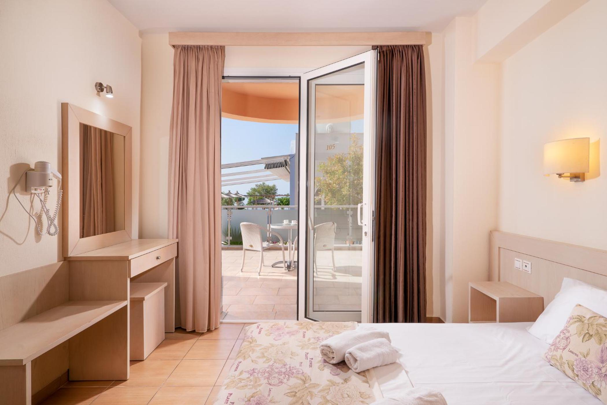 Classic Triple Room