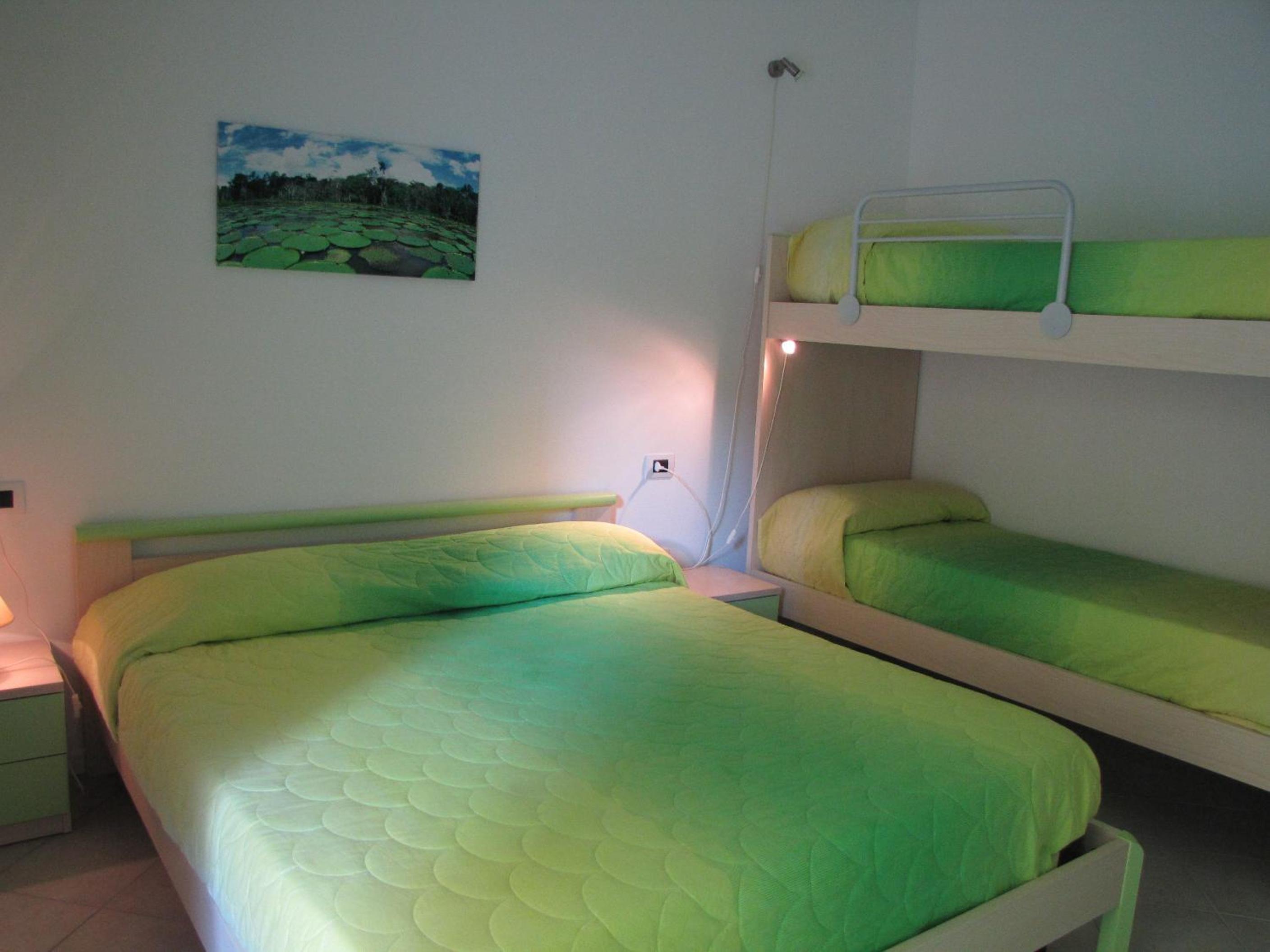 One-Bedroom Apartment with Partial Sea View - Photo 1