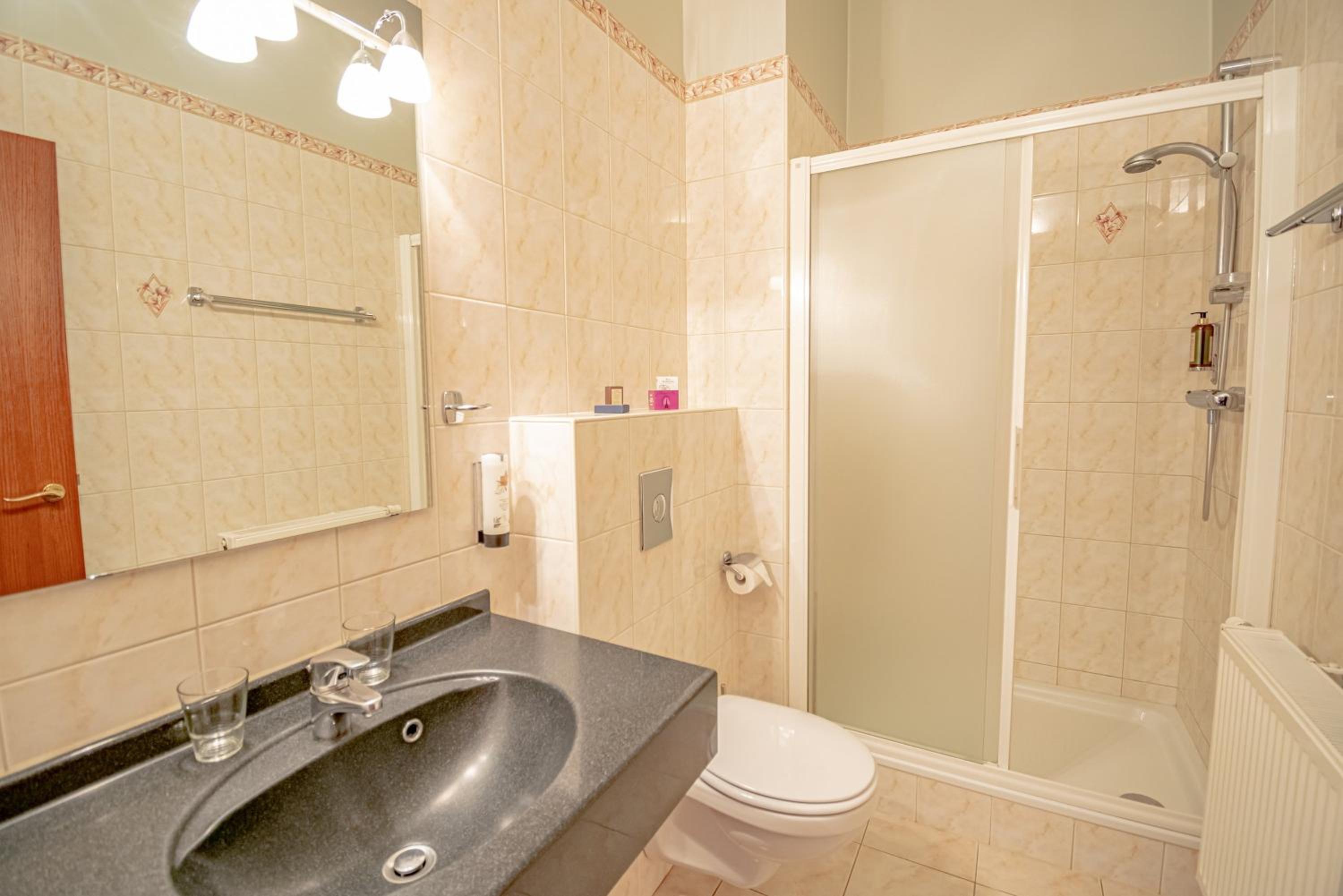 Double or Twin Room photo 2