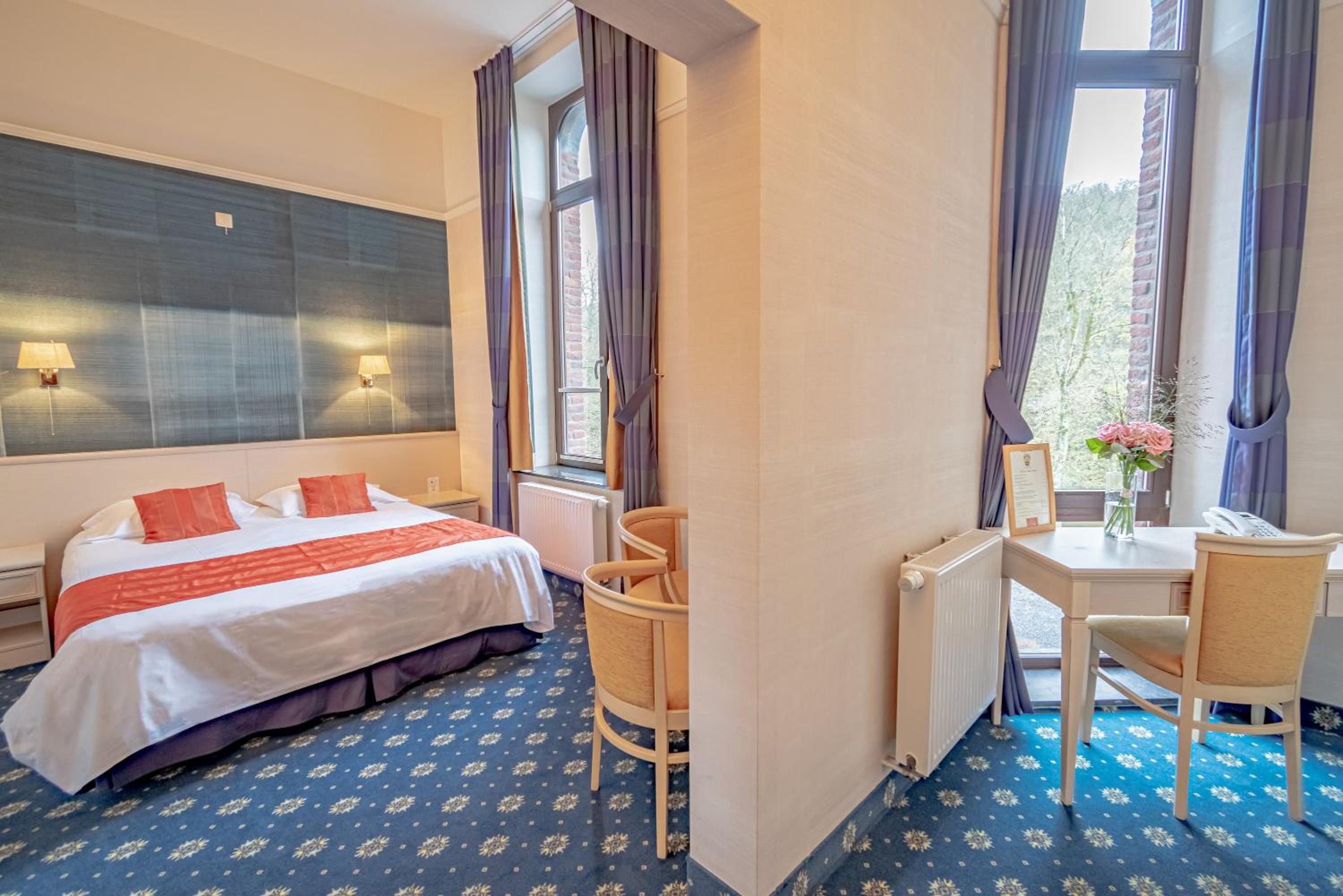 Superior Double or Twin Room photo 2