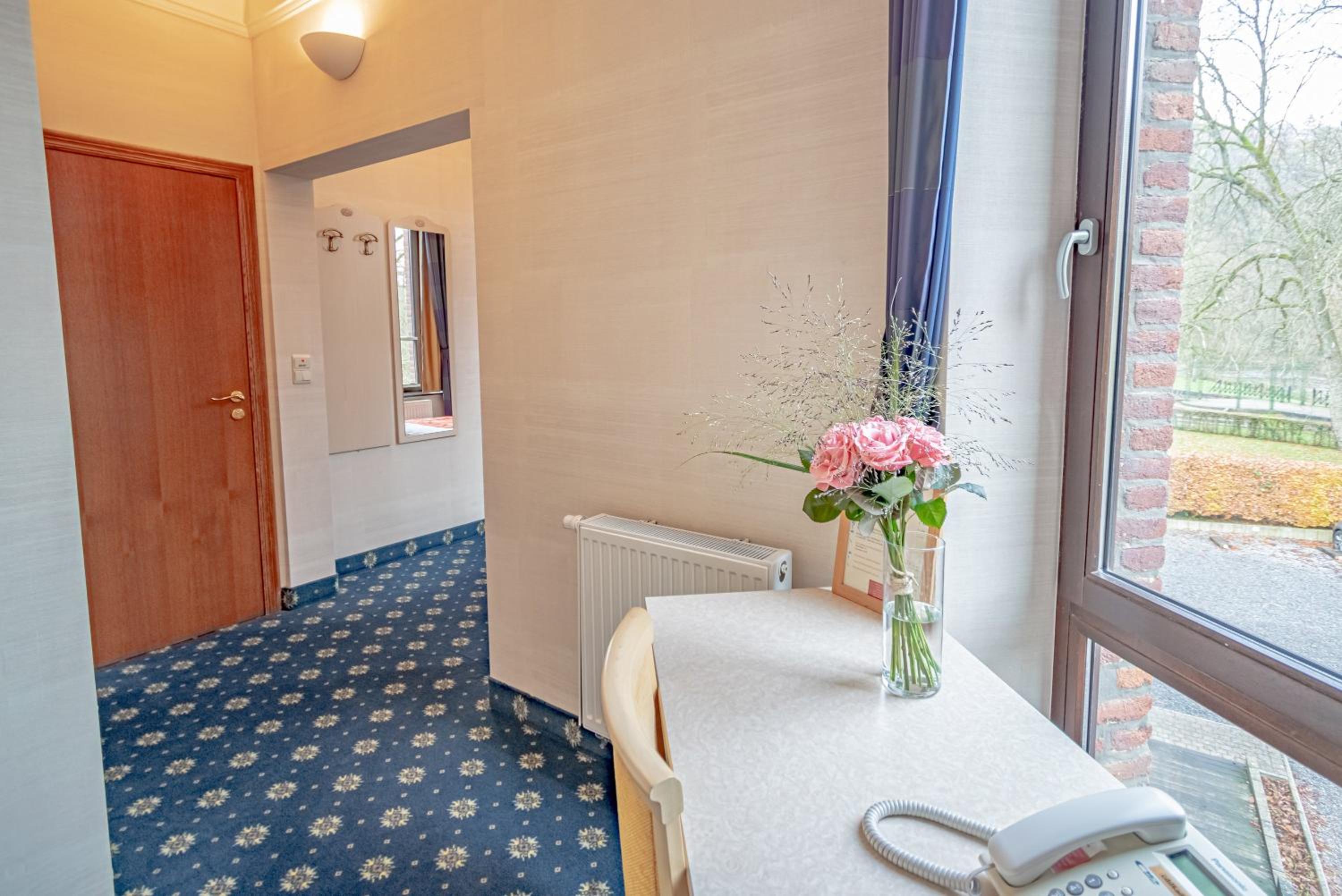Superior Double or Twin Room photo 3