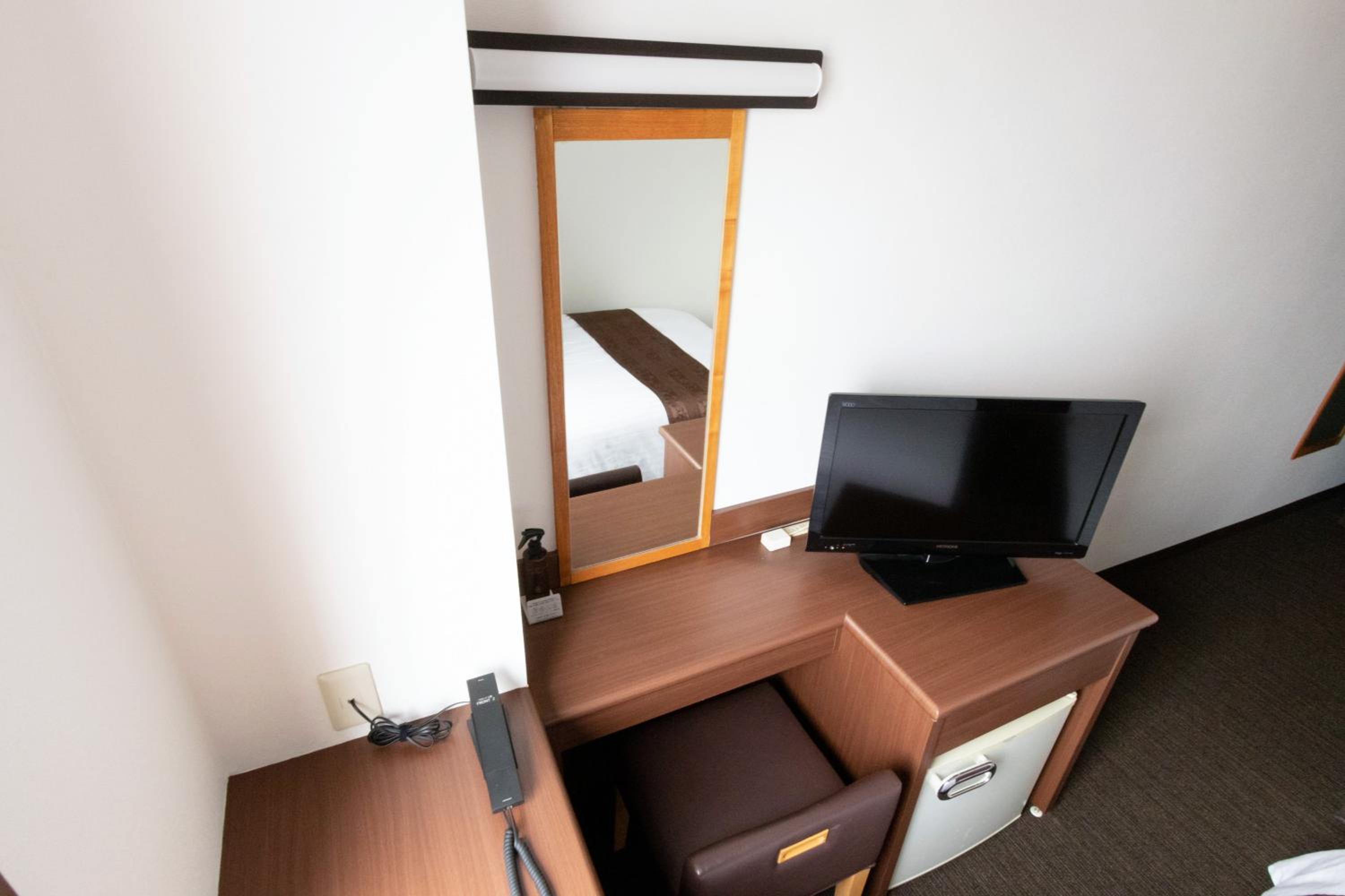 Double Room - Smoking - Photo 2