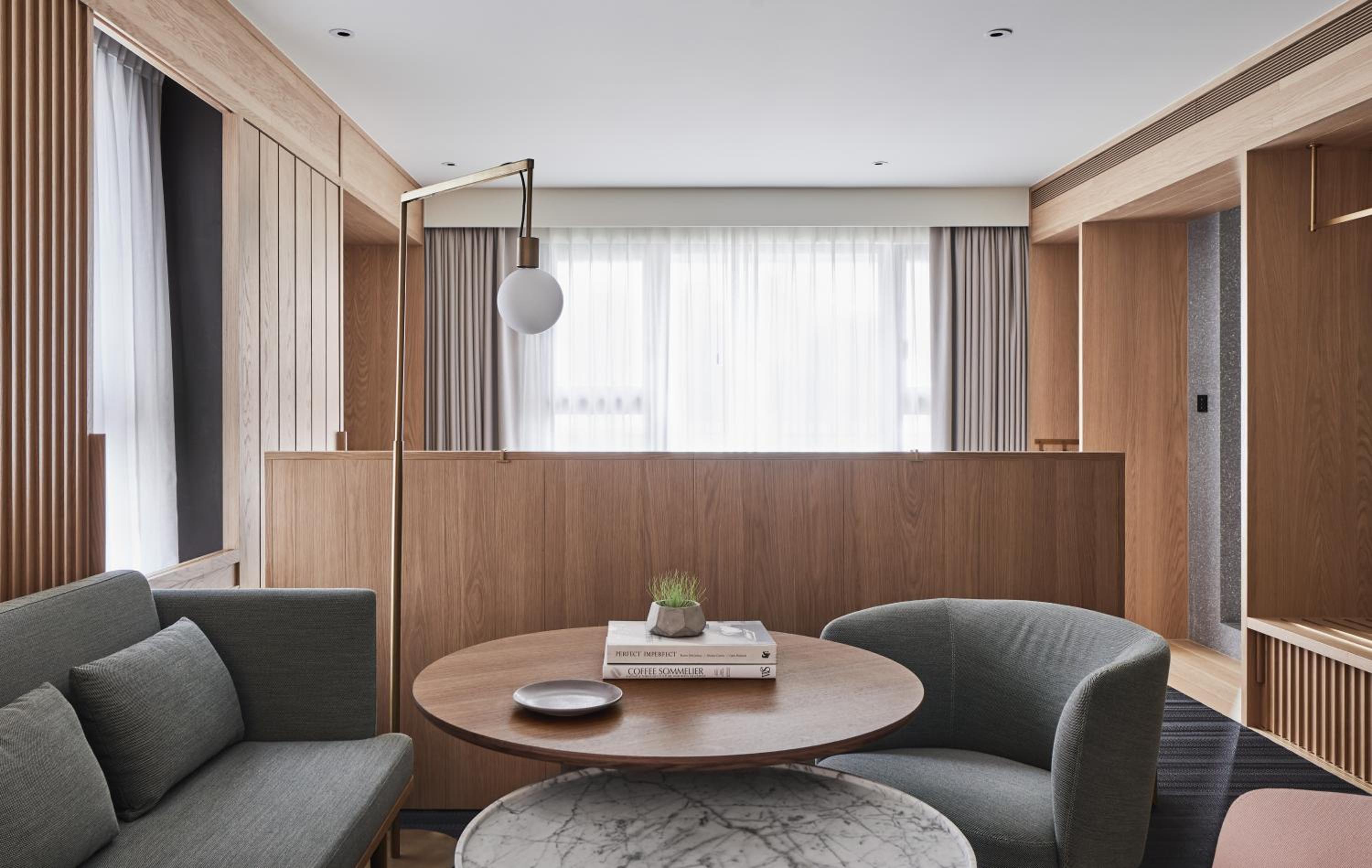 King Suite with City View