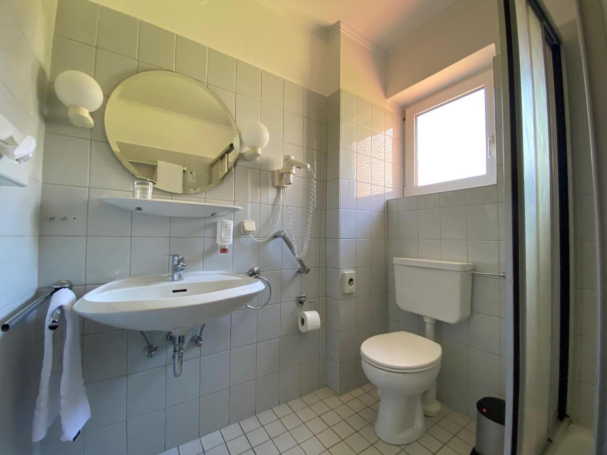 Standard Double Room photo 2