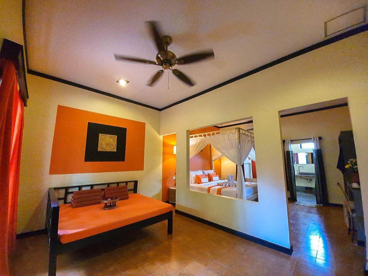 Privilege Pool View Suite with Balcony - Free Pick-Up photo 3